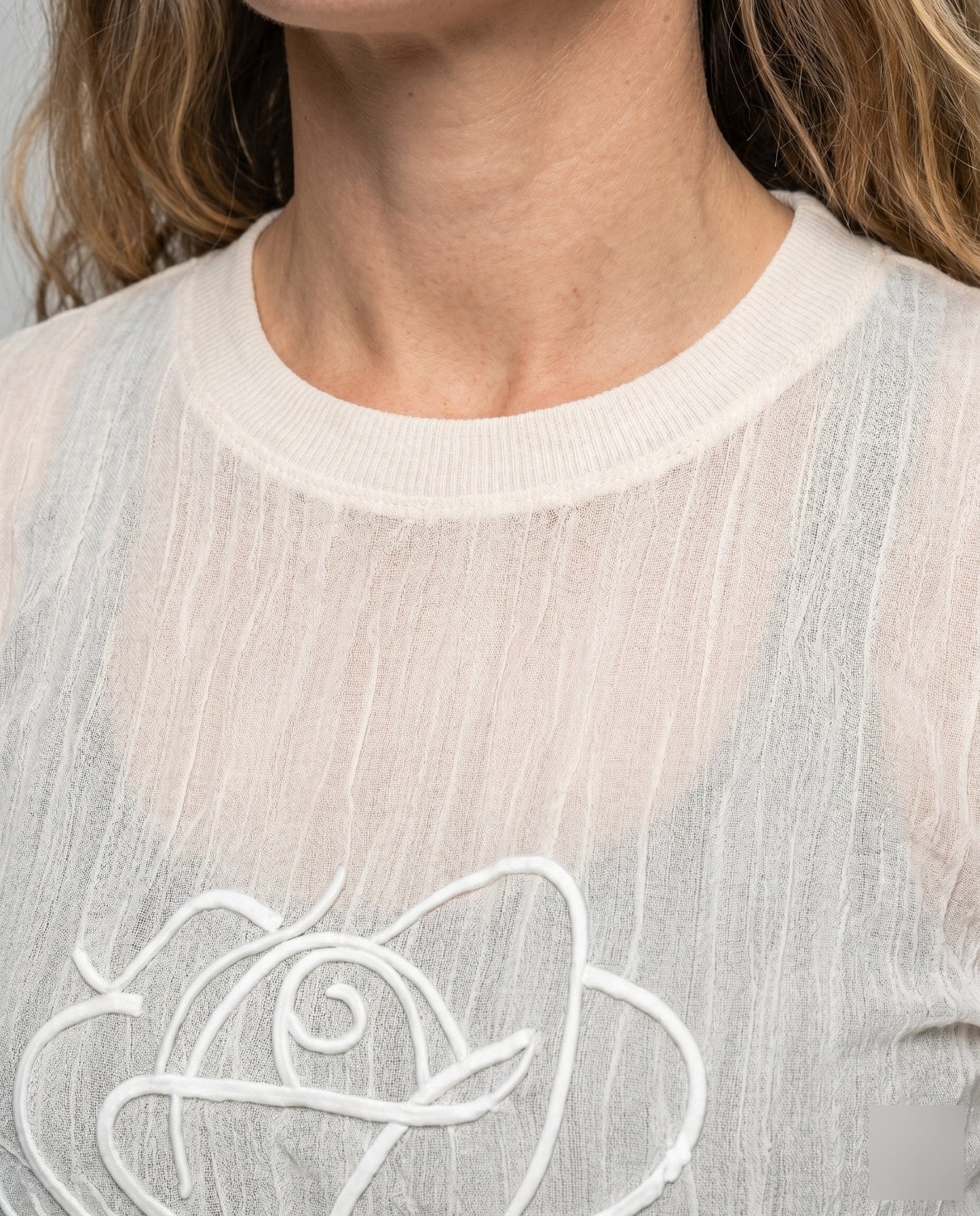 Ladies long sleeve shirt with floral wedding design - Chichicherry