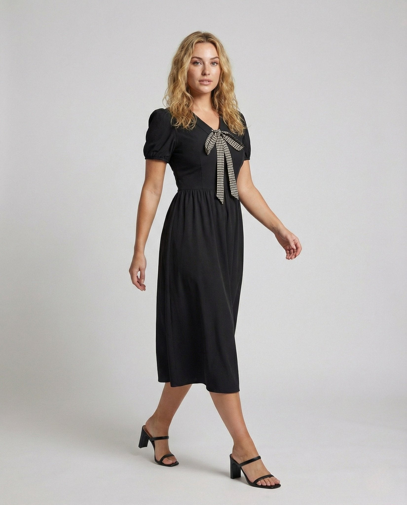 Ladies midi dress with Vichy bow - Chichicherry