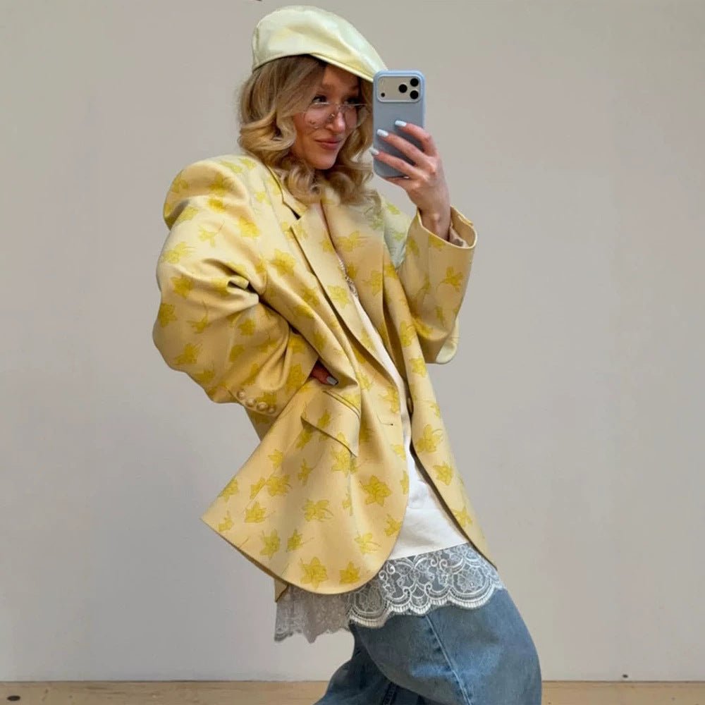 Ladies Oversized Blazer made of floral Jacquard with distinctive shoulder area Chichicherry - Chichicherry