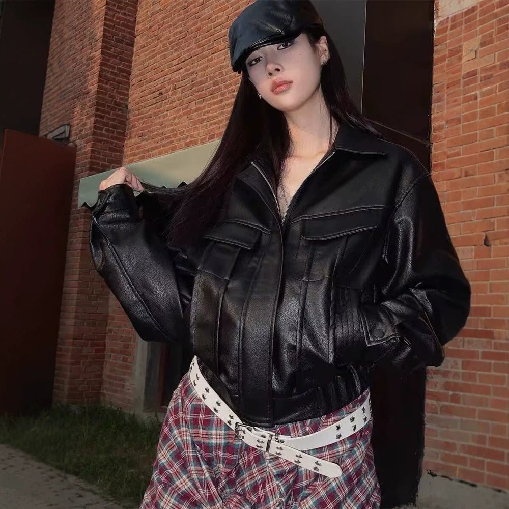 Ladies short-cut faux leather jacket in boxy cut with voluminous balloon sleeves Chichicherry - Chichicherry