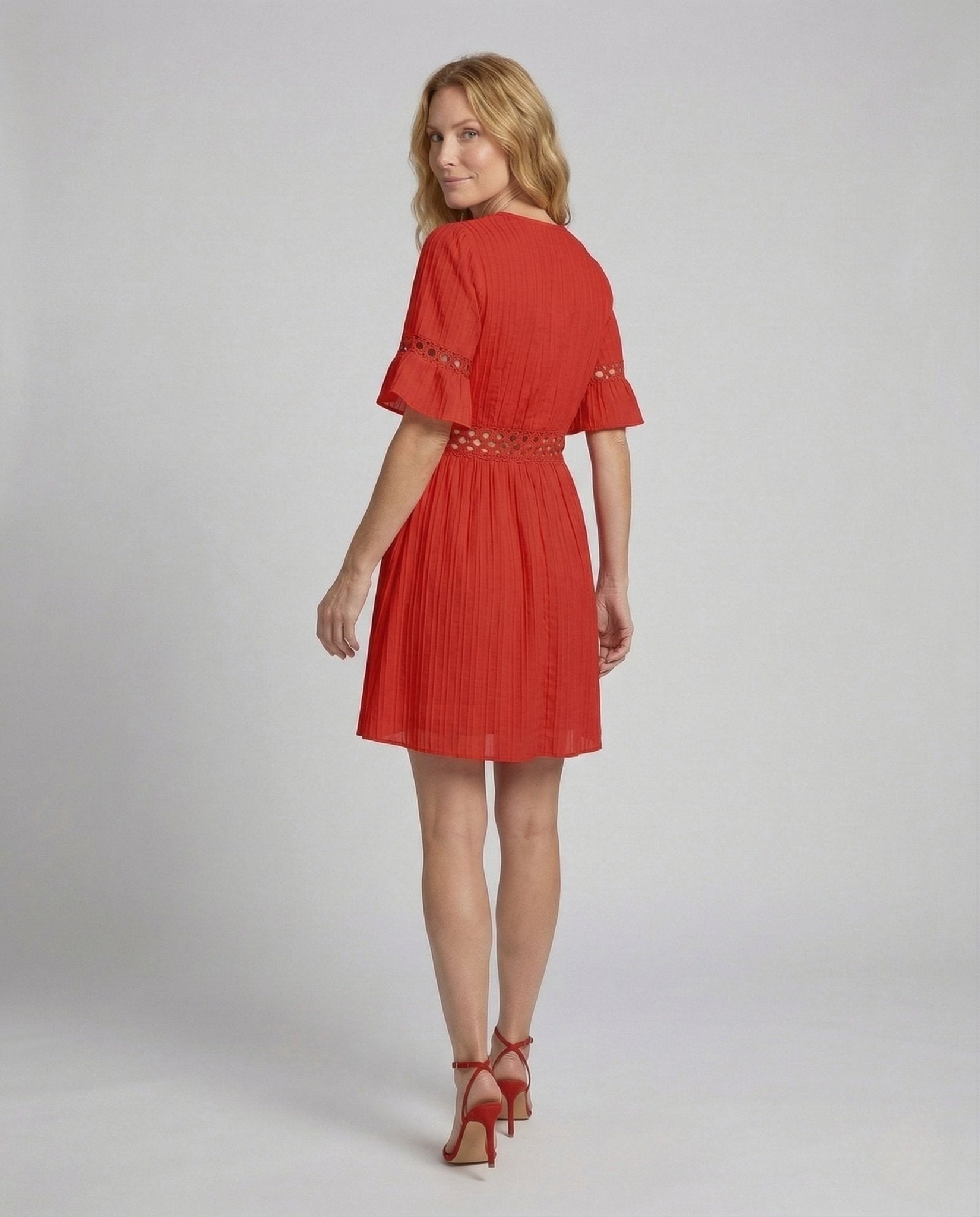 Ladies Short Dress Pleated V Neck Lace - Chichicherry