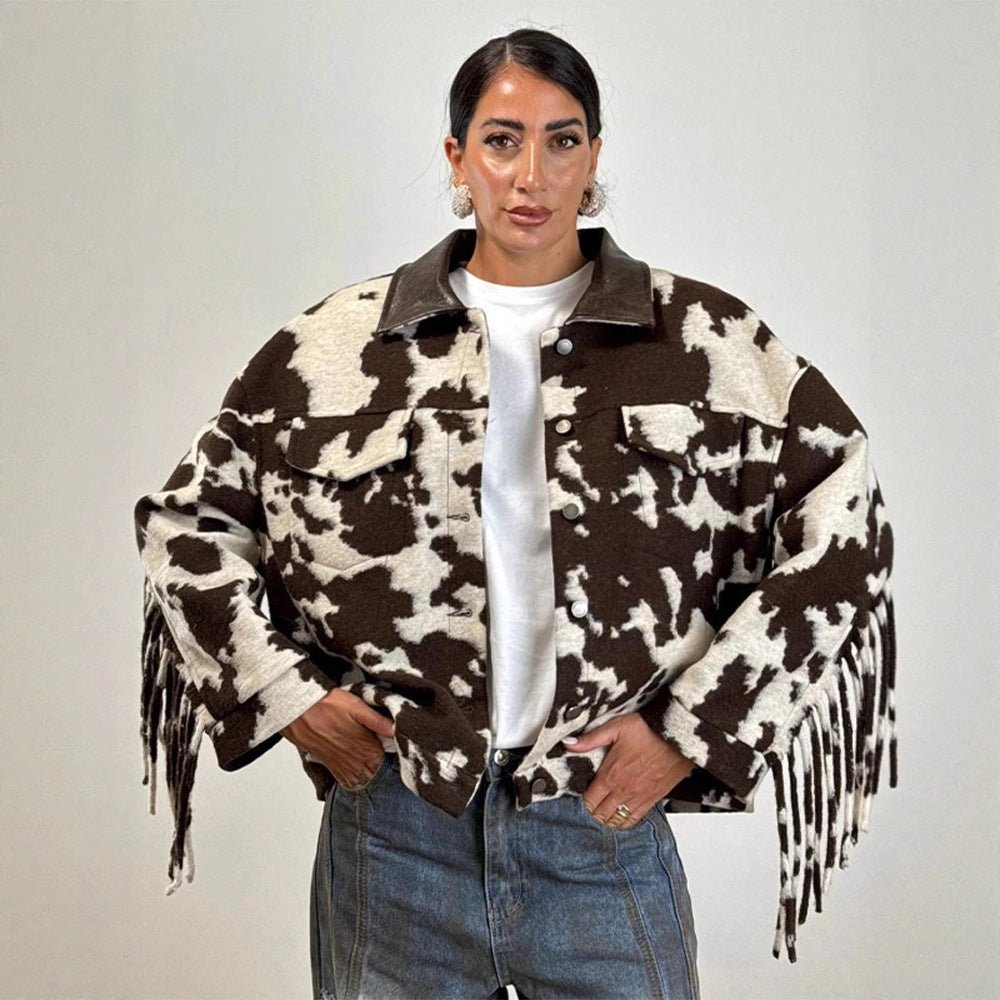 Ladies short jacket in cow print with fringes, faux fur look and leather collar Chichicherry - Chichicherry