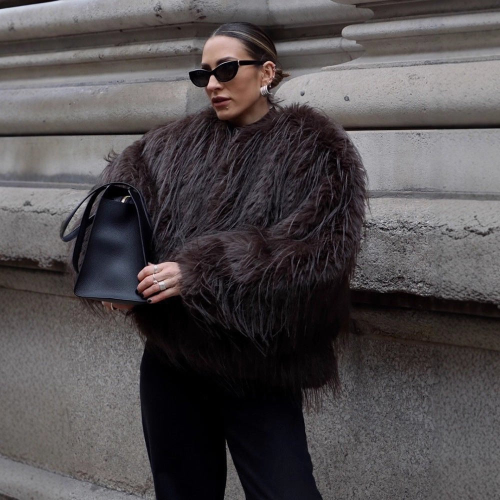 Ladies short jacket made of long-pile shaggy faux fur with hidden snap button placket Chichicherry - Chichicherry
