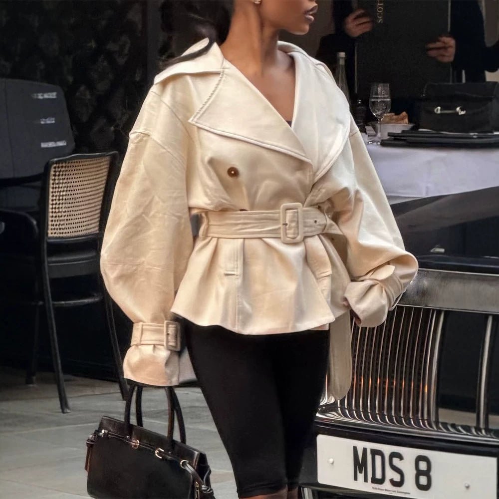 Ladies short trench coat with tailored belt, wide lapels and boxy silhouette Chichicherry - Chichicherry