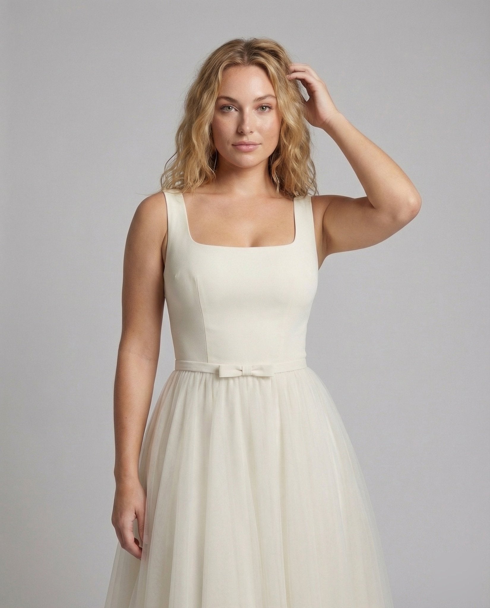 Ladies' Strap Evening Dress with Tulle Skirt - Chichicherry