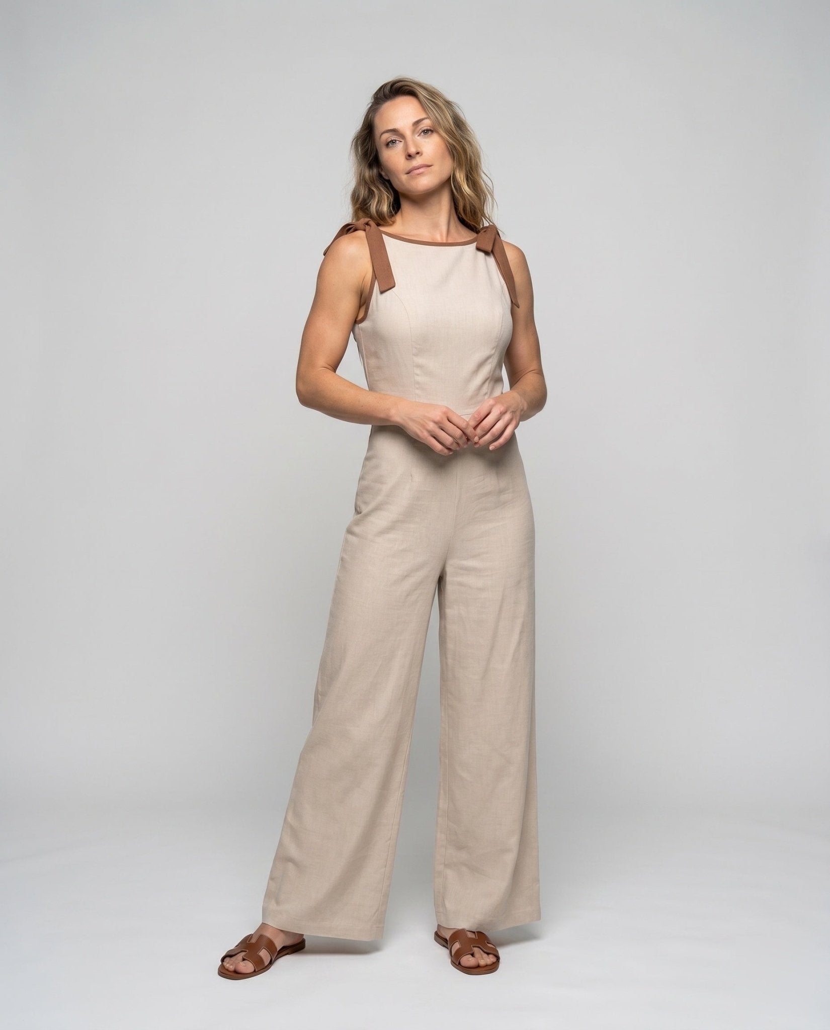 Ladies stylish jumpsuit with adjustable straps and wide leg - Chichicherry