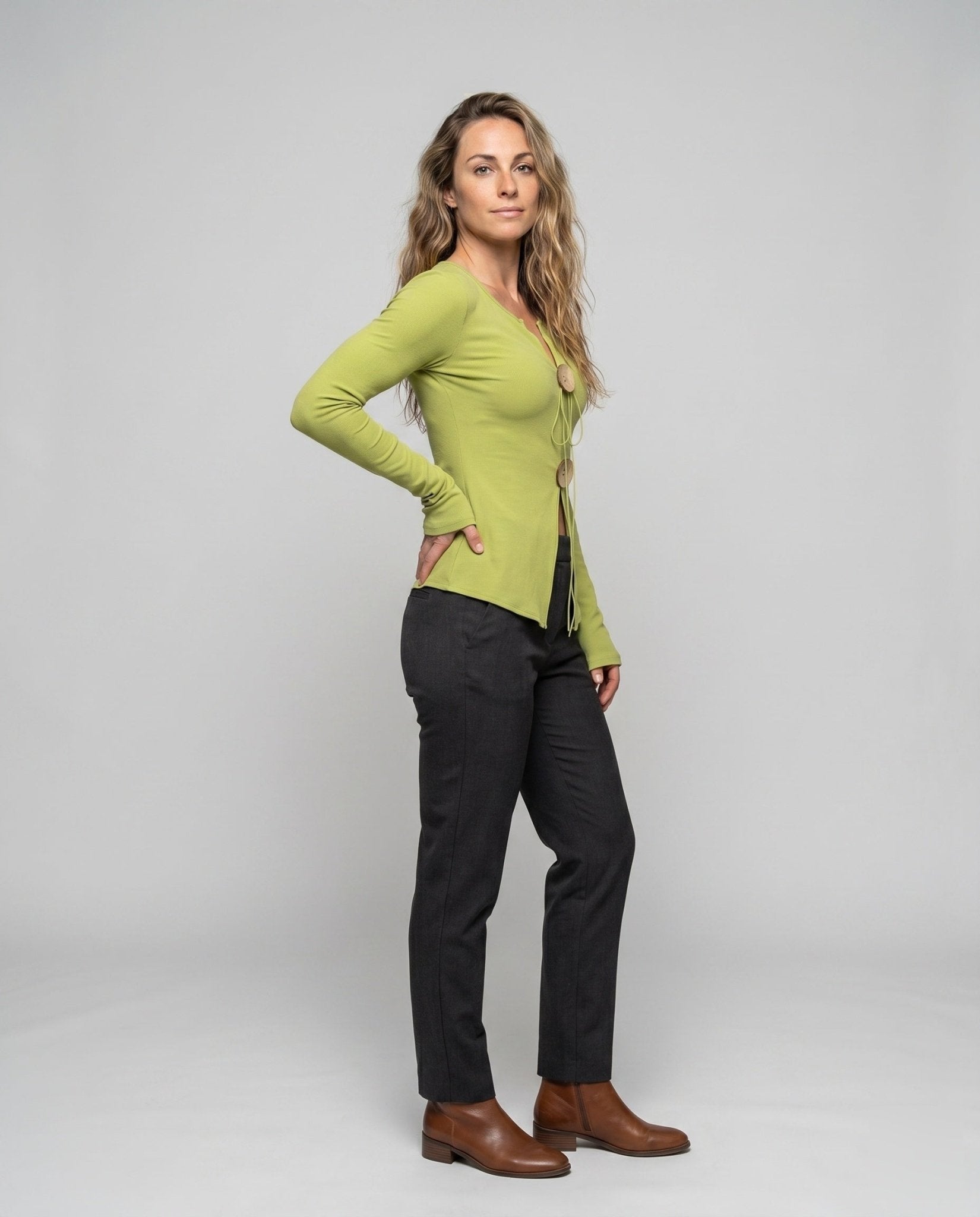 Ladies stylish long-sleeve top with refined button placket and bow detail - Chichicherry
