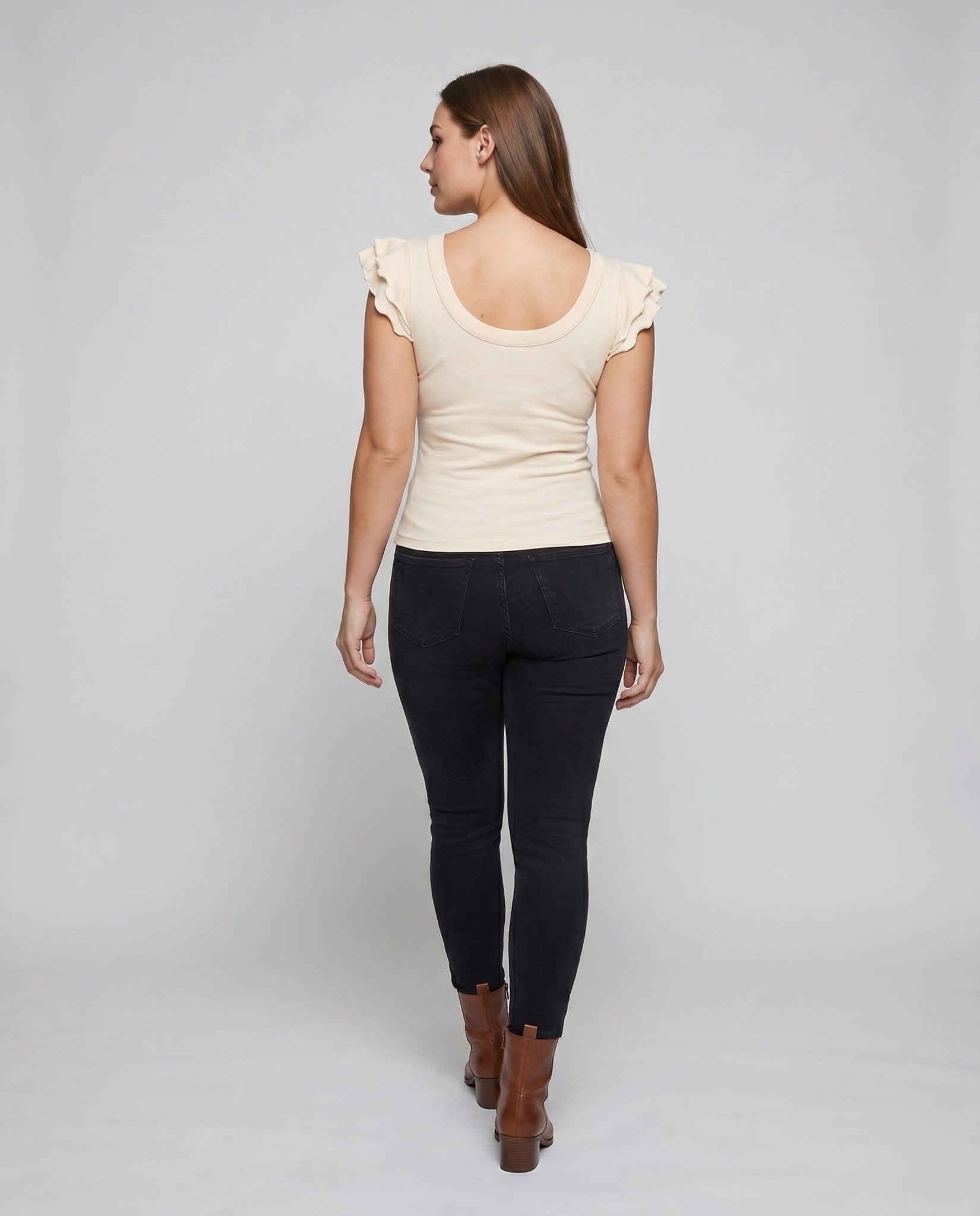 Ladies T-shirt with playful ruffle sleeves - Chichicherry