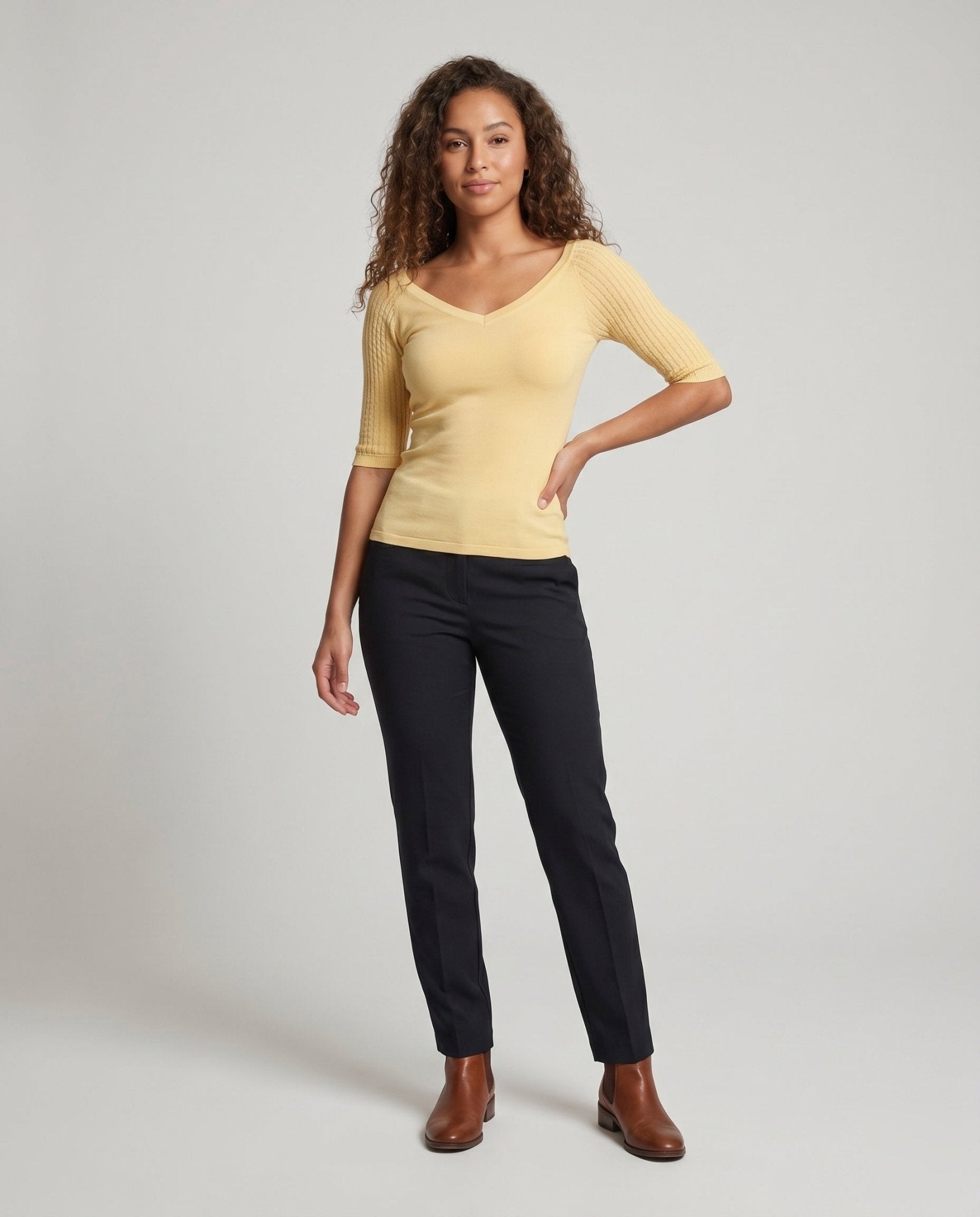 Ladies V neck shirt with structured sleeves - Chichicherry