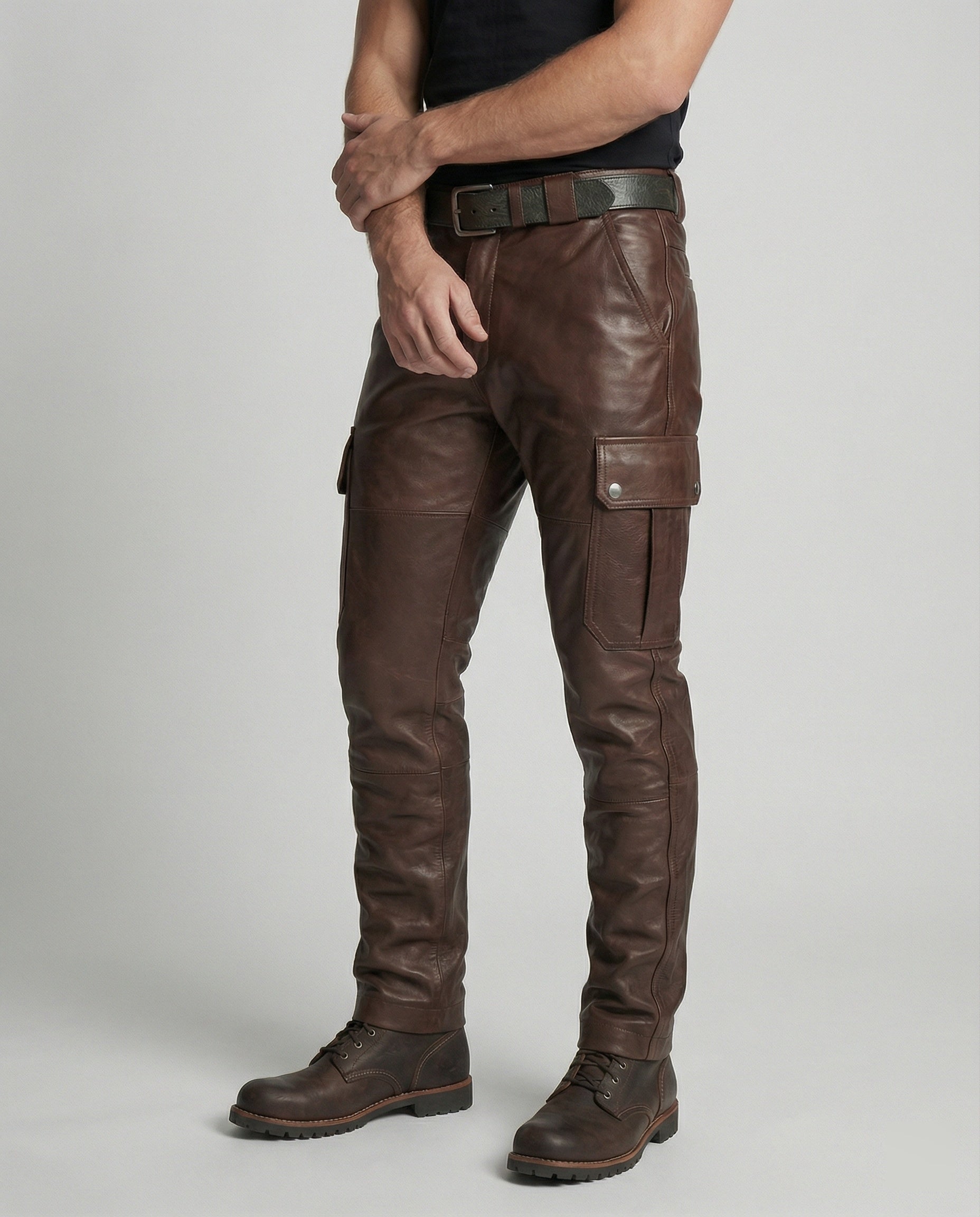 Men's cargo pants with pockets