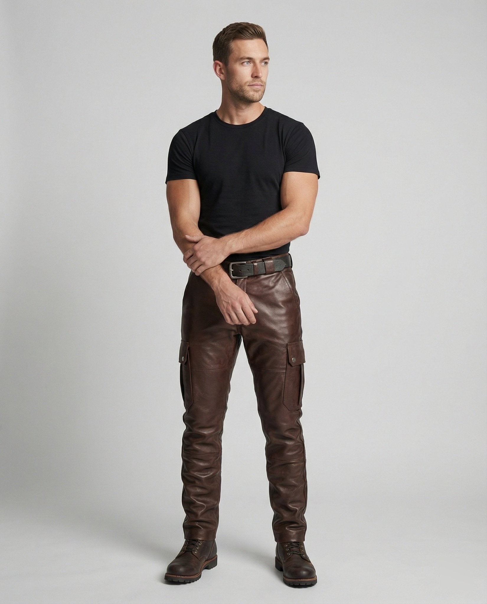 Men's cargo pants with pockets - Chichicherry