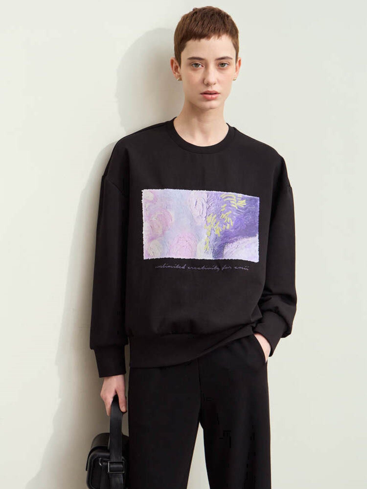 O-Neck Sweater with Abstract Embroidery