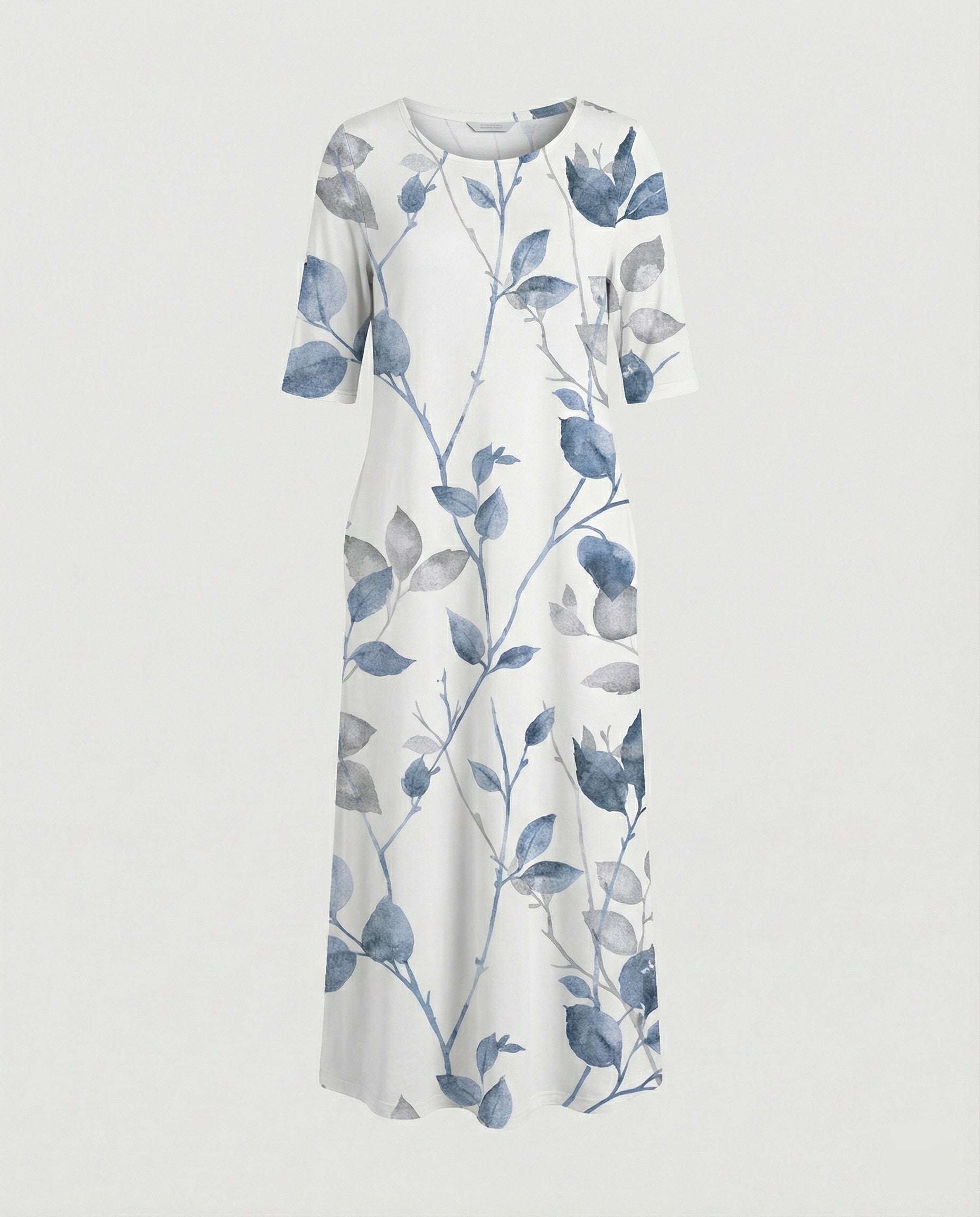 Women's maxi dress with pockets airy