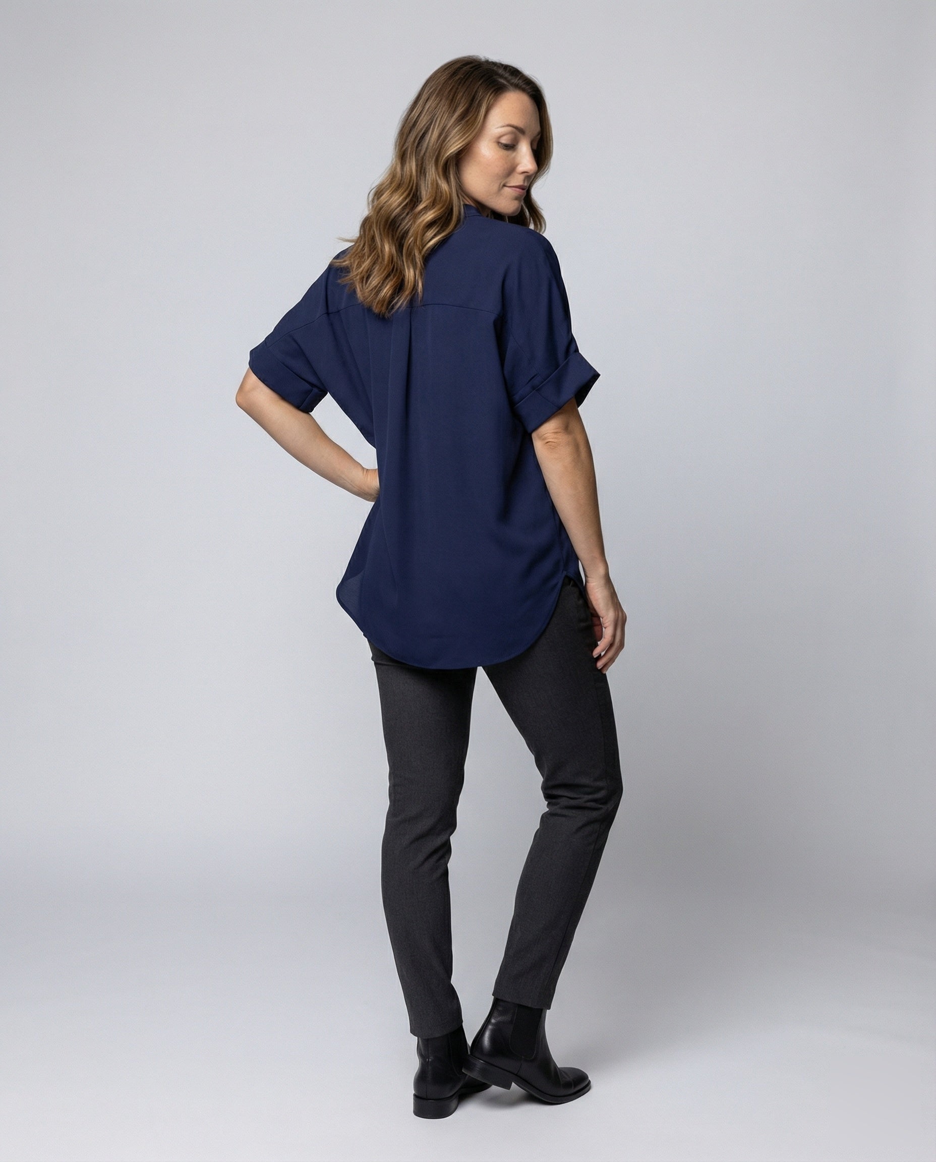 Product 15579285848394 - back_view