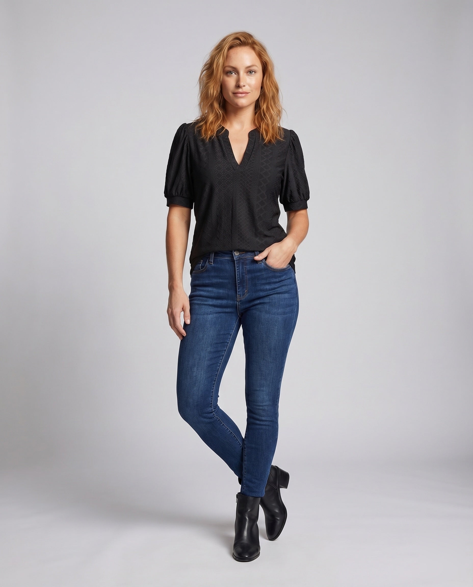 Product 15593067872586 - full_body_front