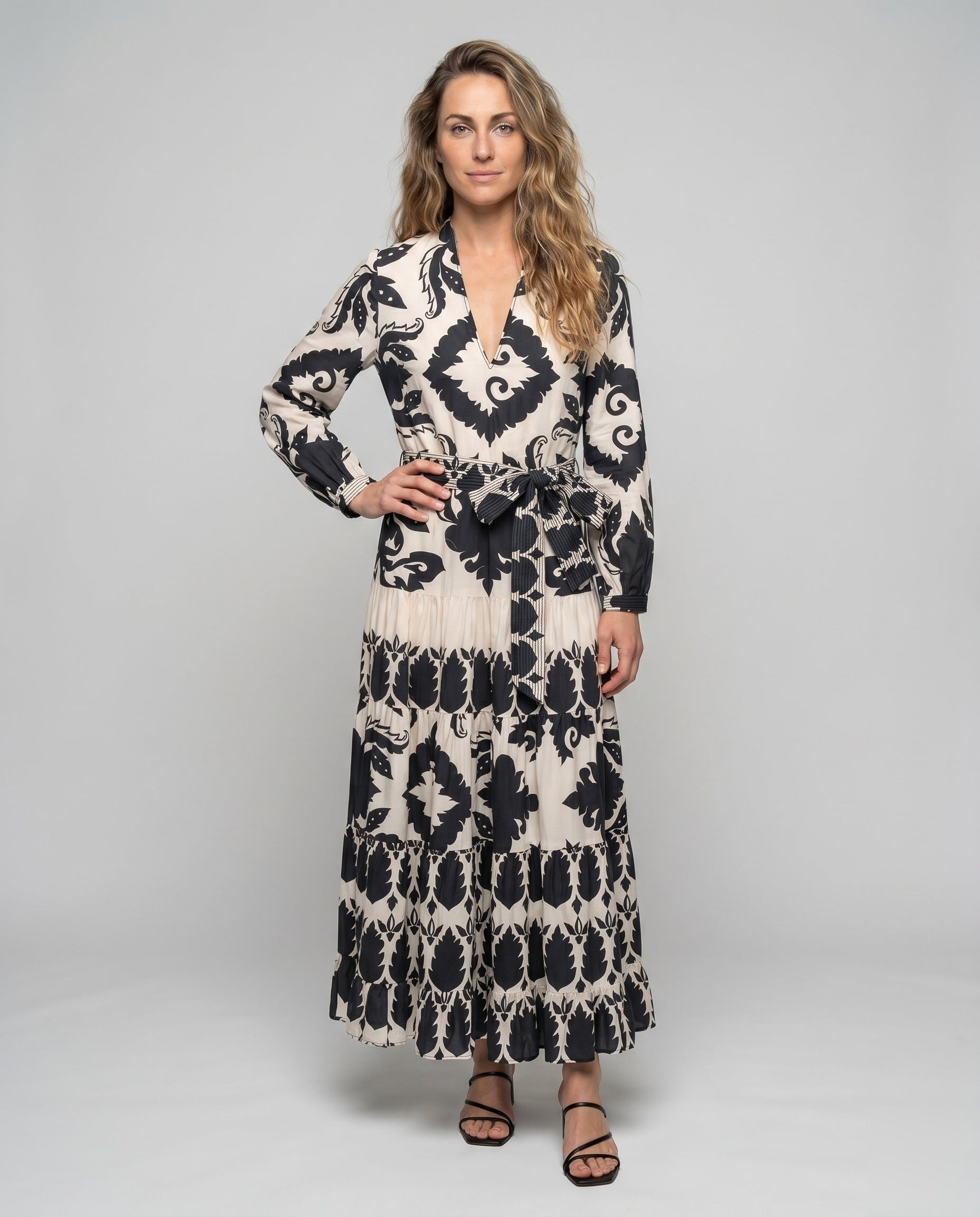 Product 15606946988362 - full_body_front