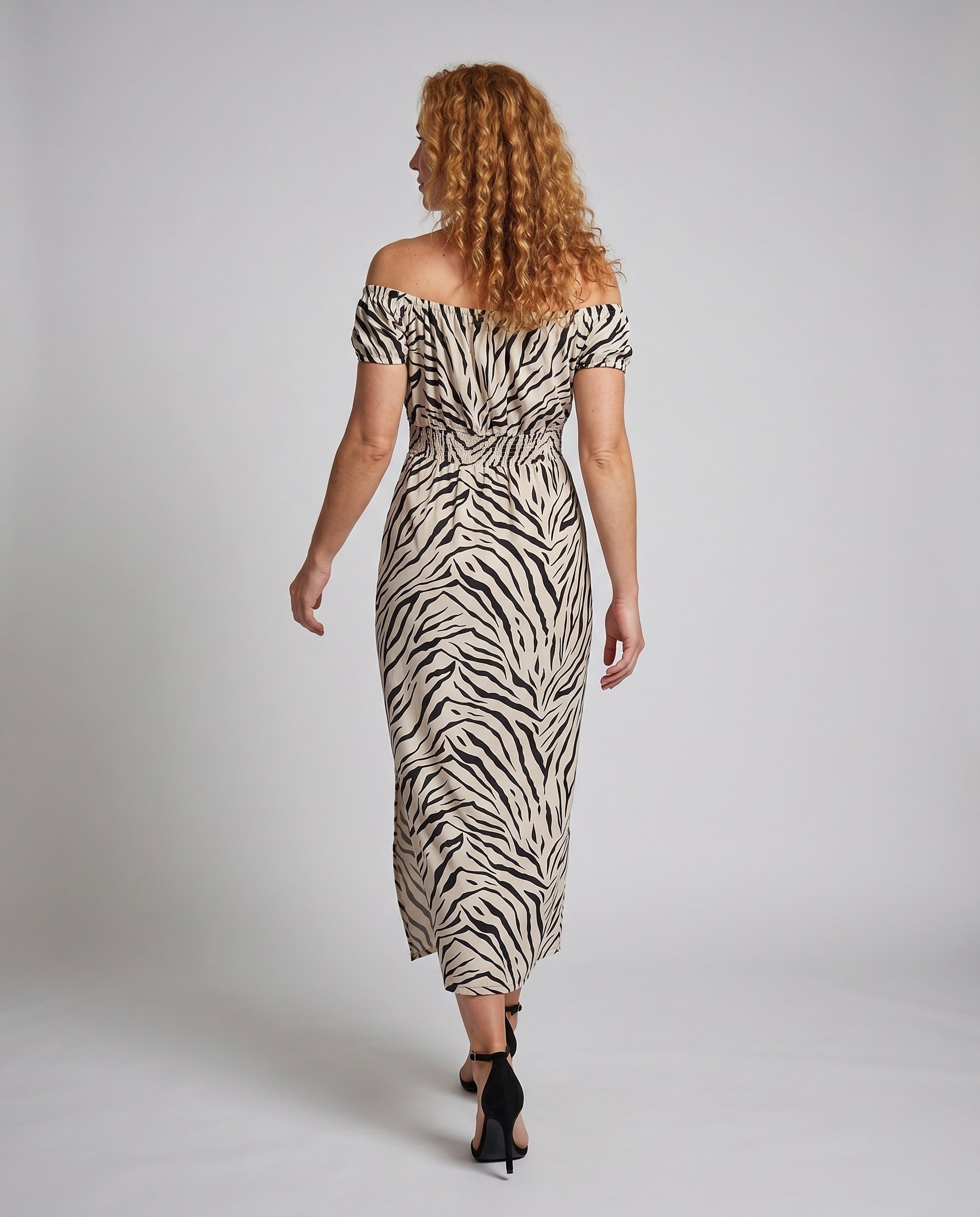 Product 15636300759370 - back_view