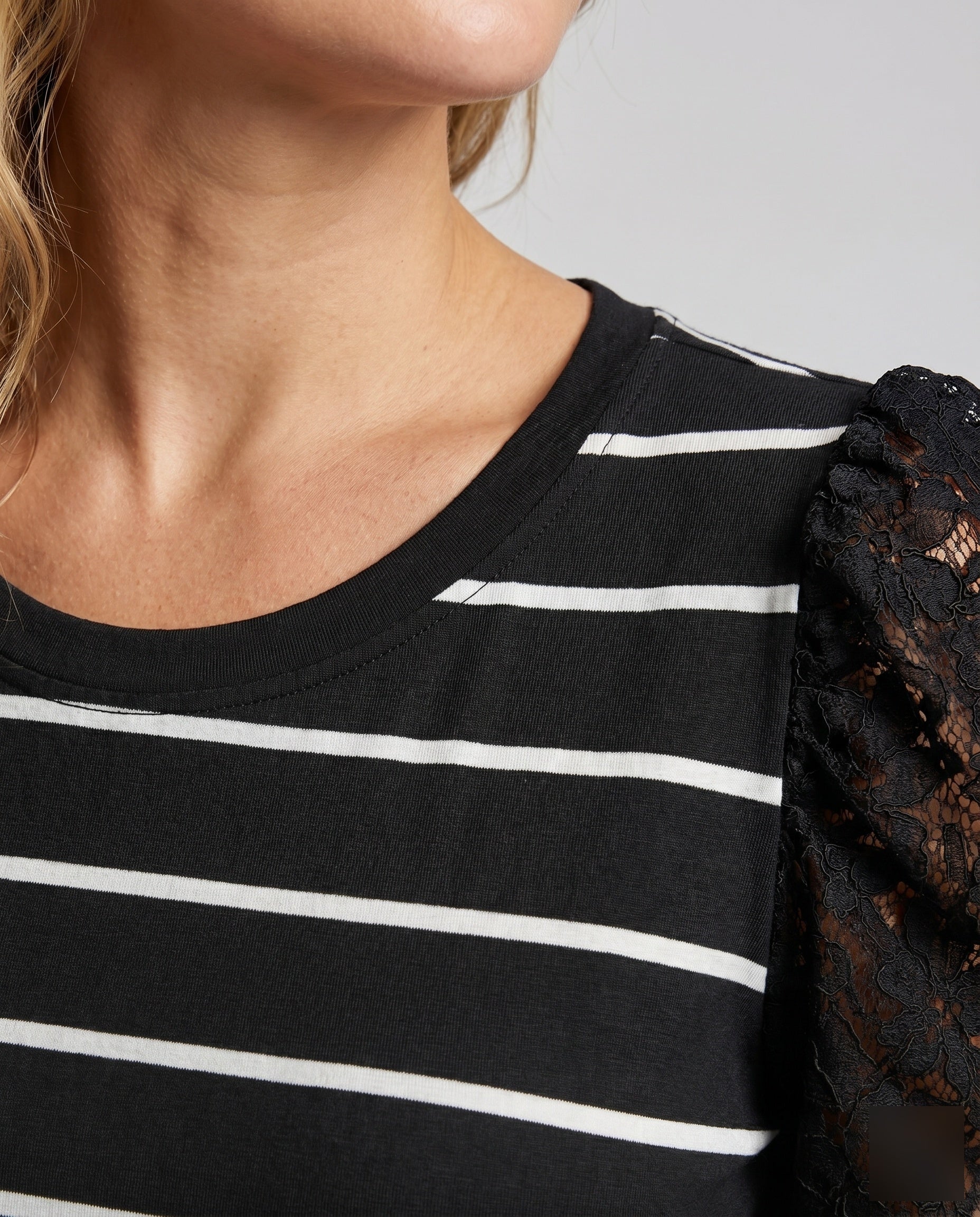 Product 15636300464458 - close_up_detail