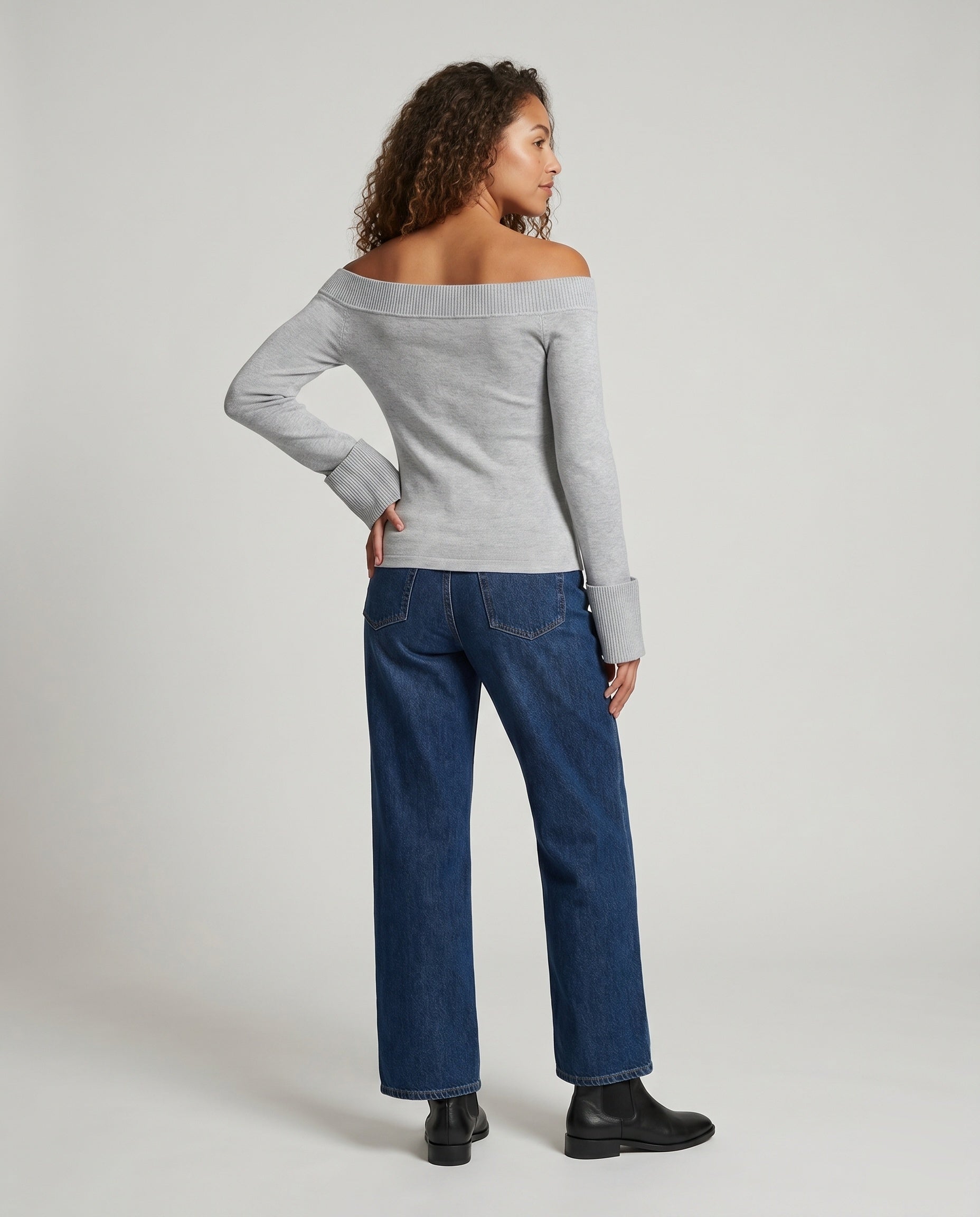 Product 15637868249418 - back_view