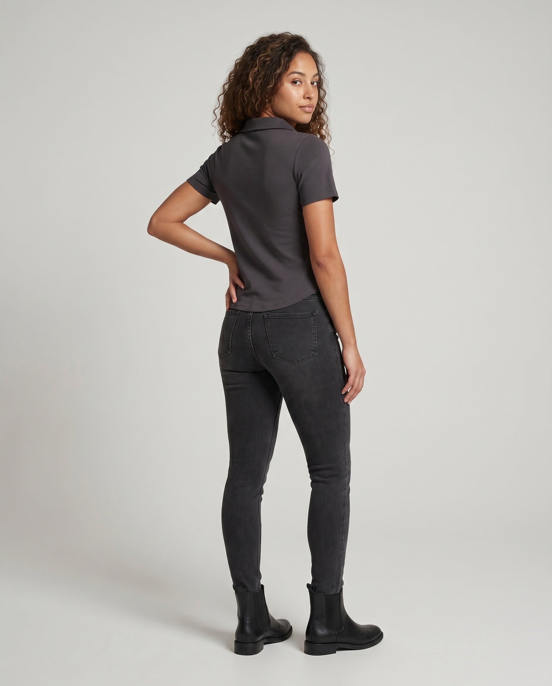 Product 15637870313802 - back_view