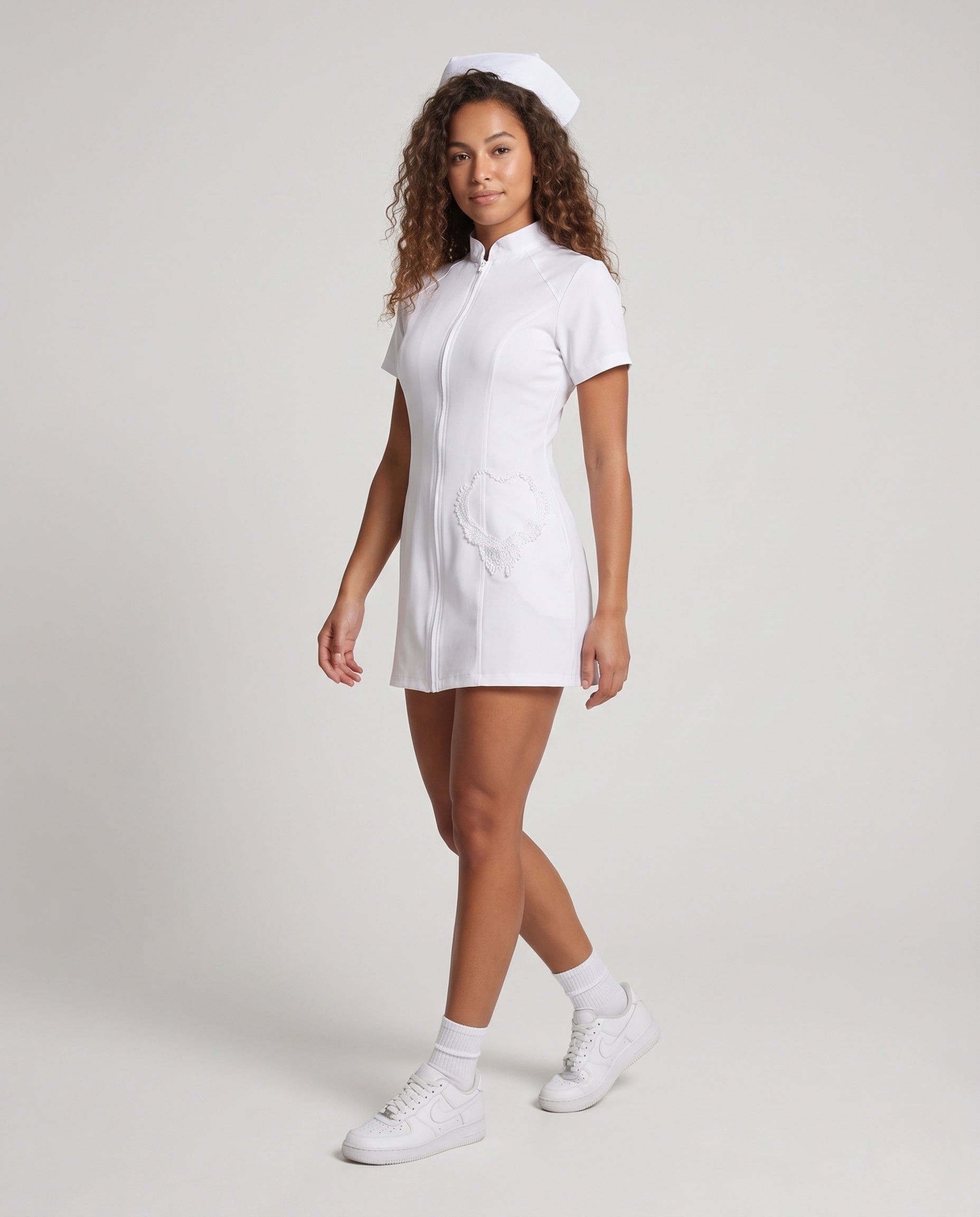 Women's sexy nurse costume with zipper and garter Chichicherry