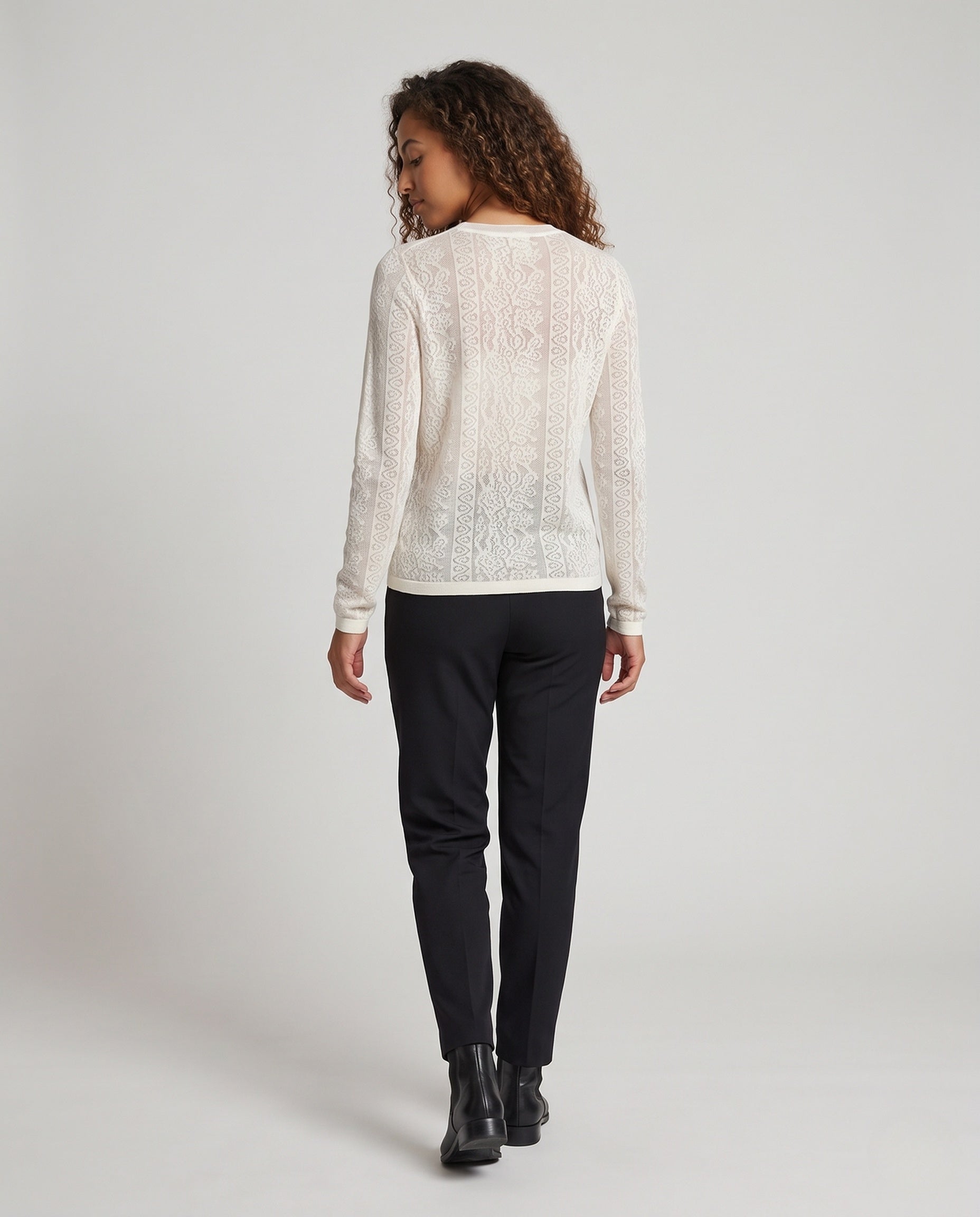 Product 16033033716042 - back_view