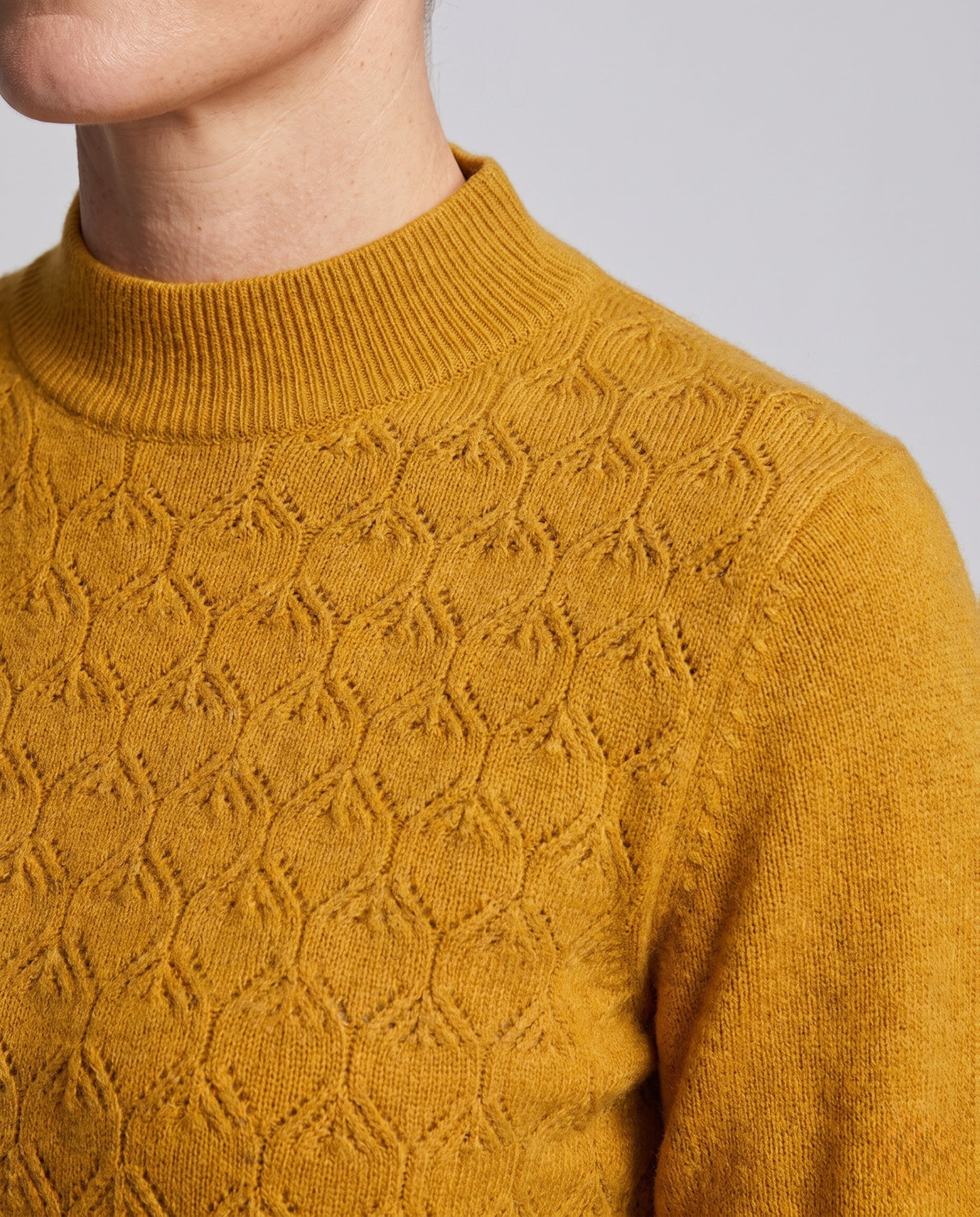 Product 16034476425546 - close_up_detail