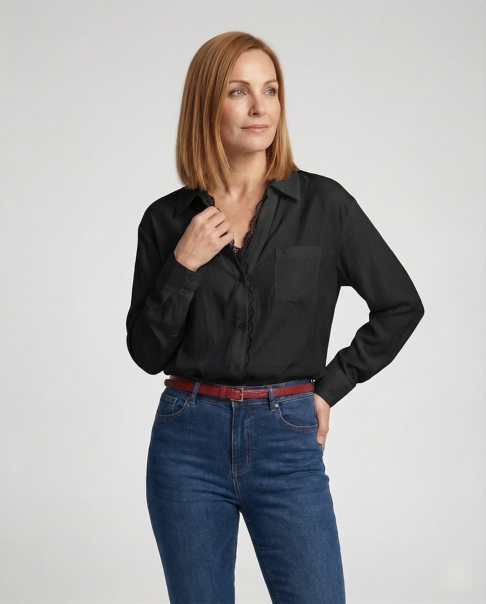 Women’s blouse with lace accents