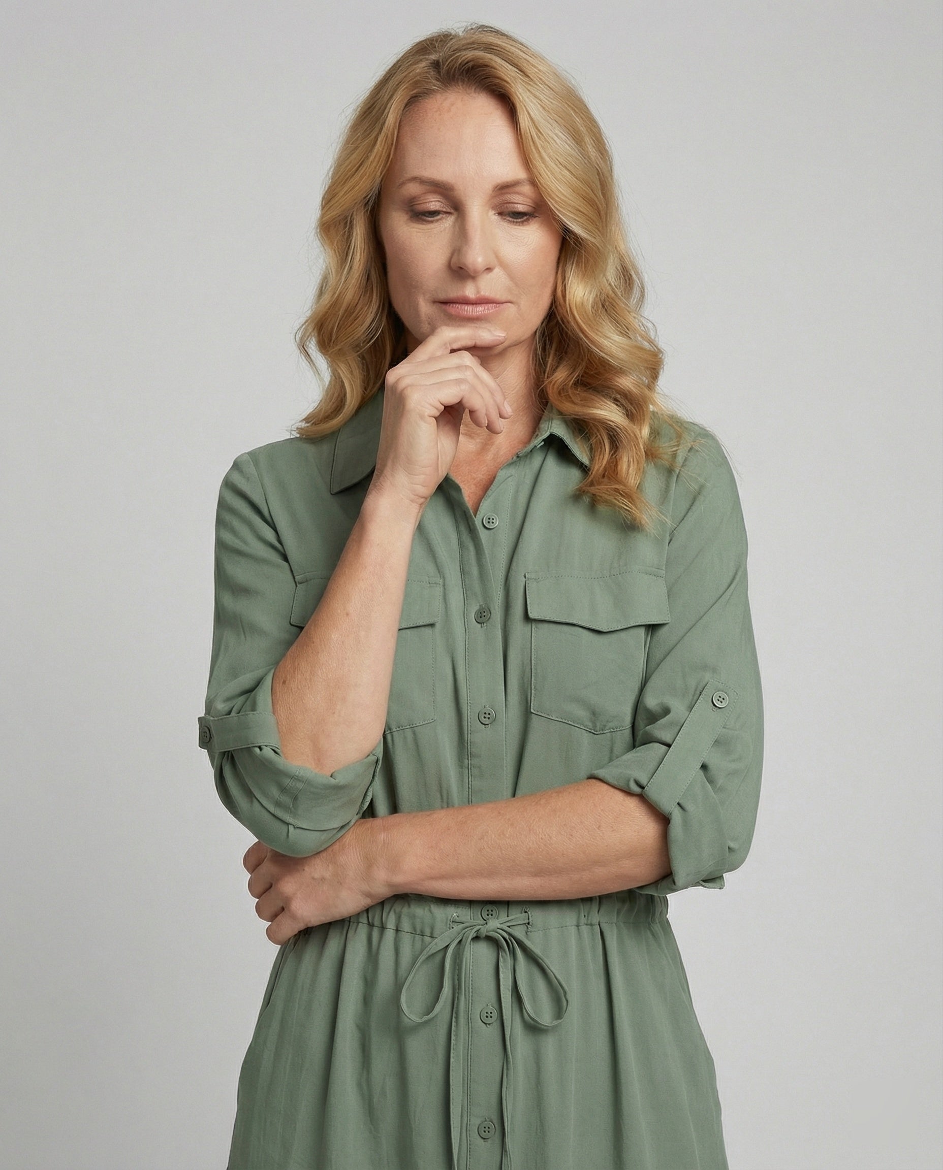 Women's shirt dress with drawstring