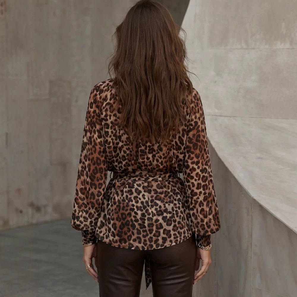 Women Chiffon blouse with leopard print, stand-up collar and tie bow Chichicherry - Chichicherry