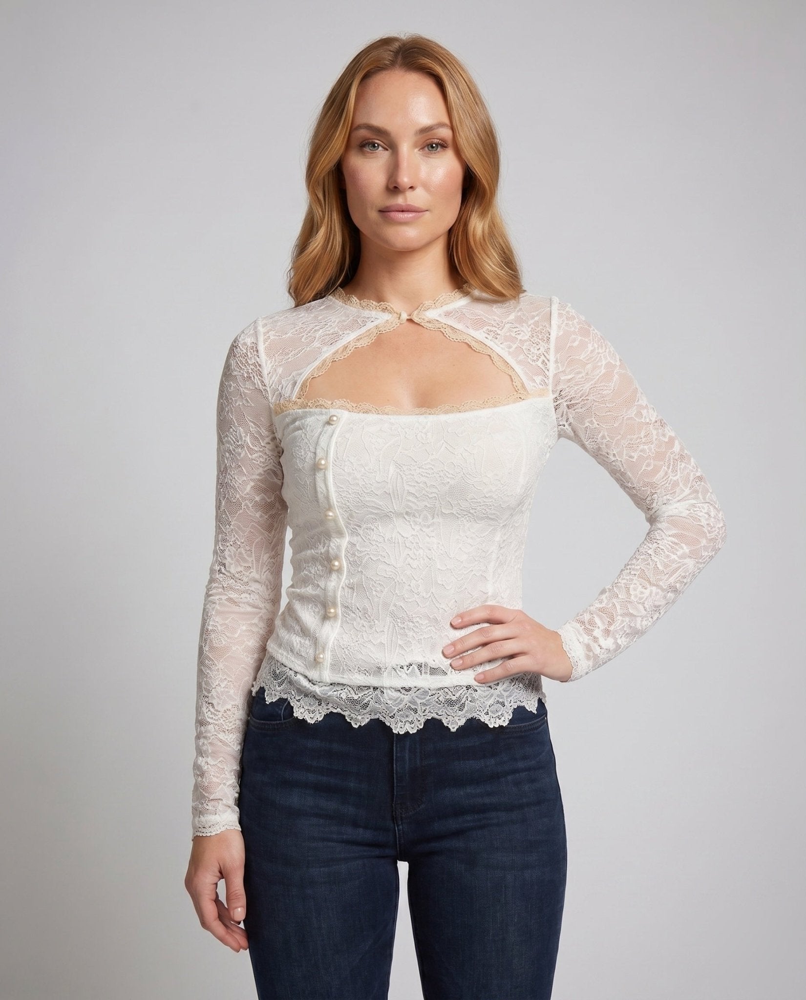 Women Elegant Lace Top with Long Sleeves - Chichicherry