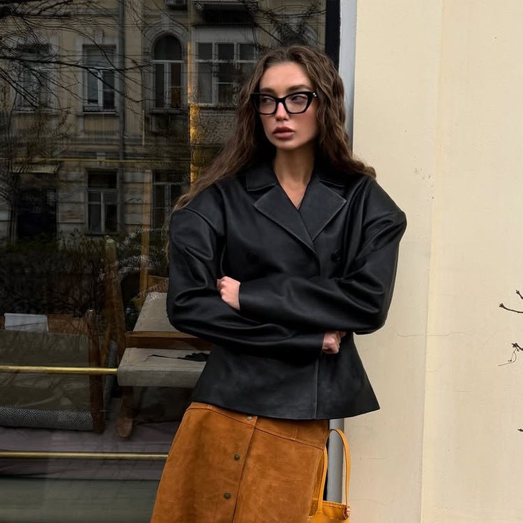 Women Fashionable Blazer-Bomber made of vegan leather imitation with double-breasted front Chichicherry - Chichicherry