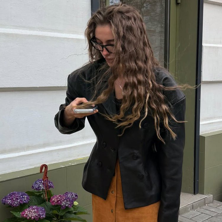 Women Fashionable Blazer-Bomber made of vegan leather imitation with double-breasted front Chichicherry - Chichicherry