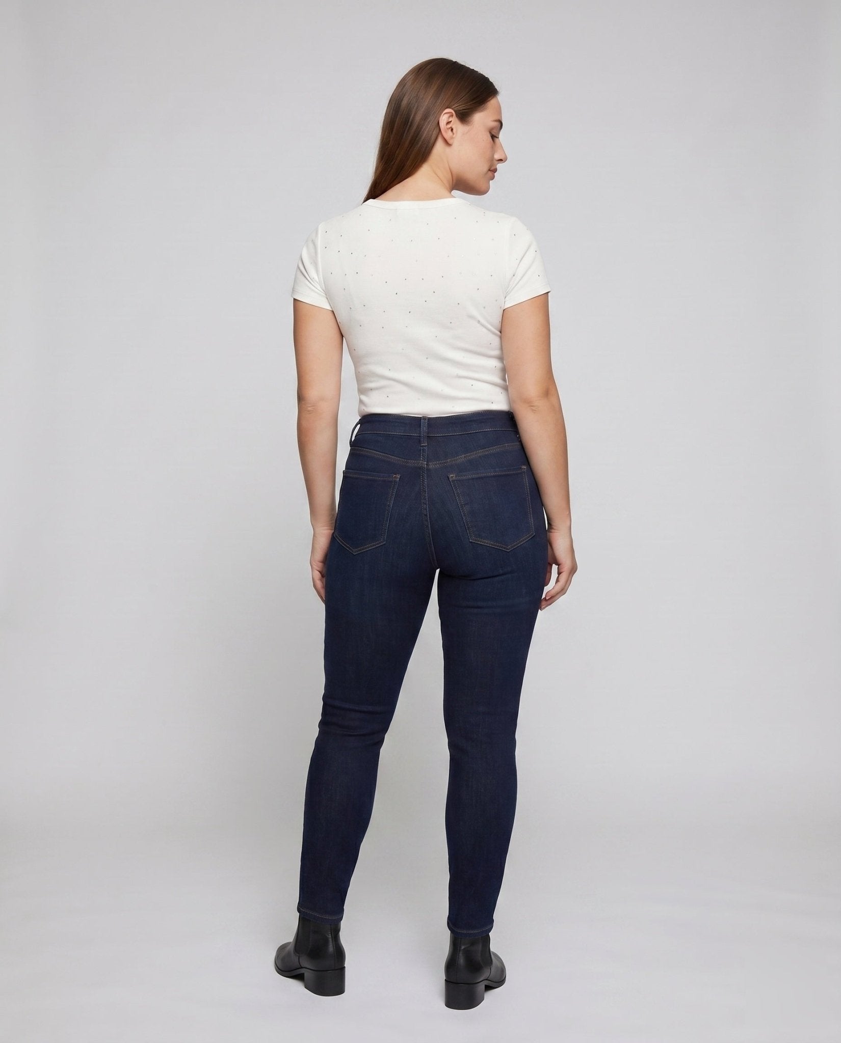 Women Glittering T-Shirt with fine rib design - Chichicherry