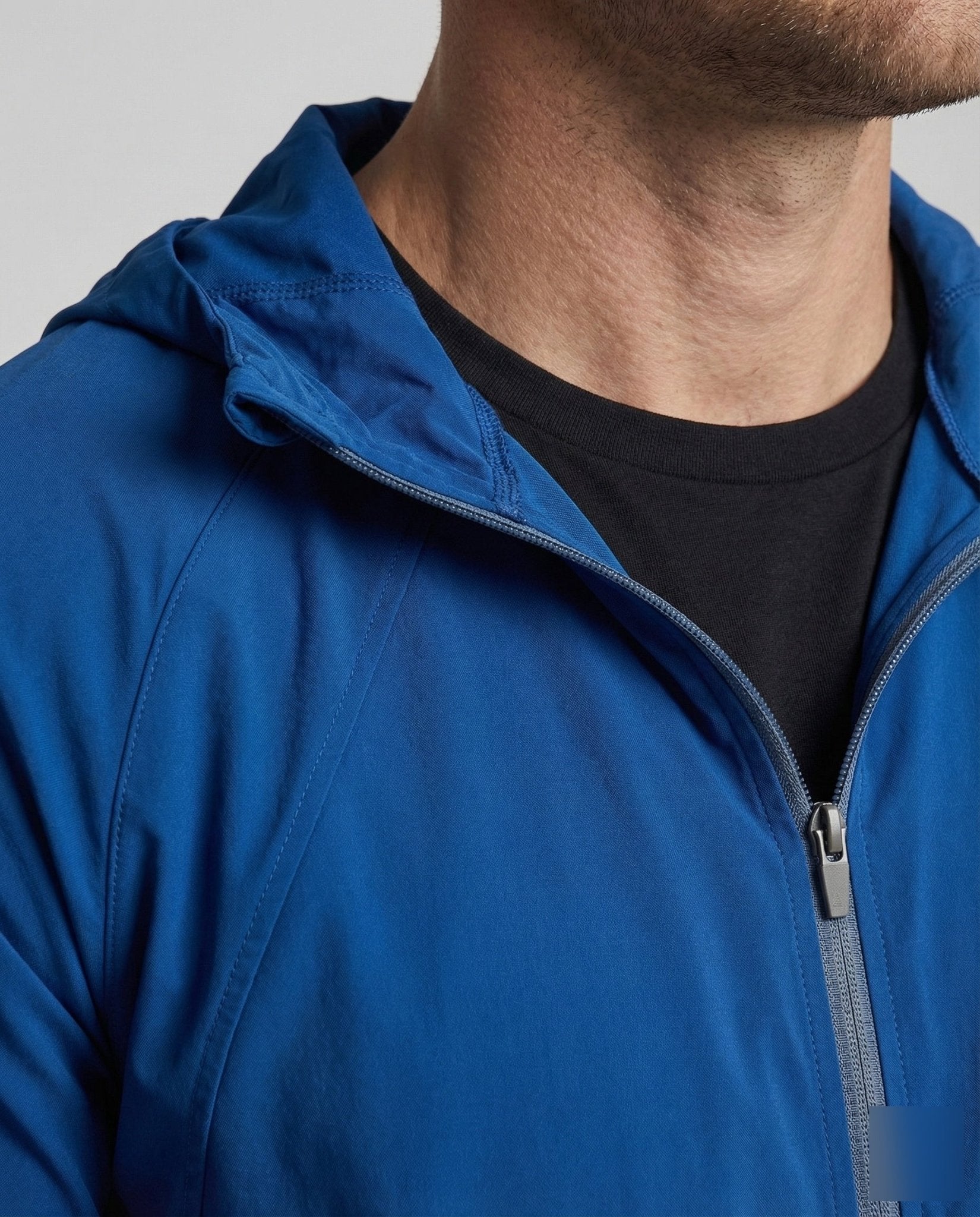 Women Light Running and Sun Jacket with Hood - Chichicherry