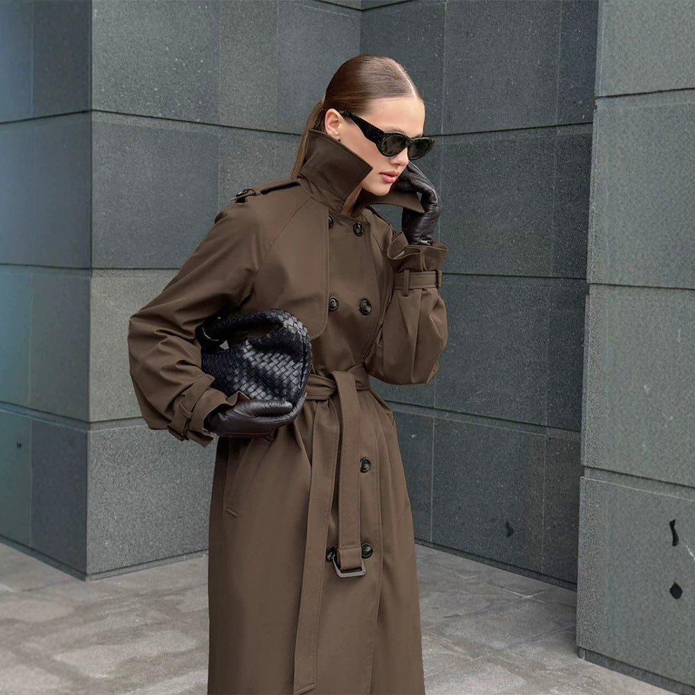 Women long cut water-repellent trench coat with high stand-up collar and waist belt Chichicherry - Chichicherry