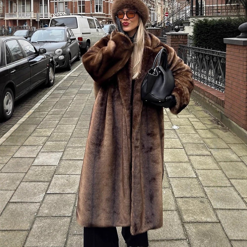 Women Luxurious Long Faux Fur Coat with Oversized Cut and Warming Lining Chichicherry - Chichicherry