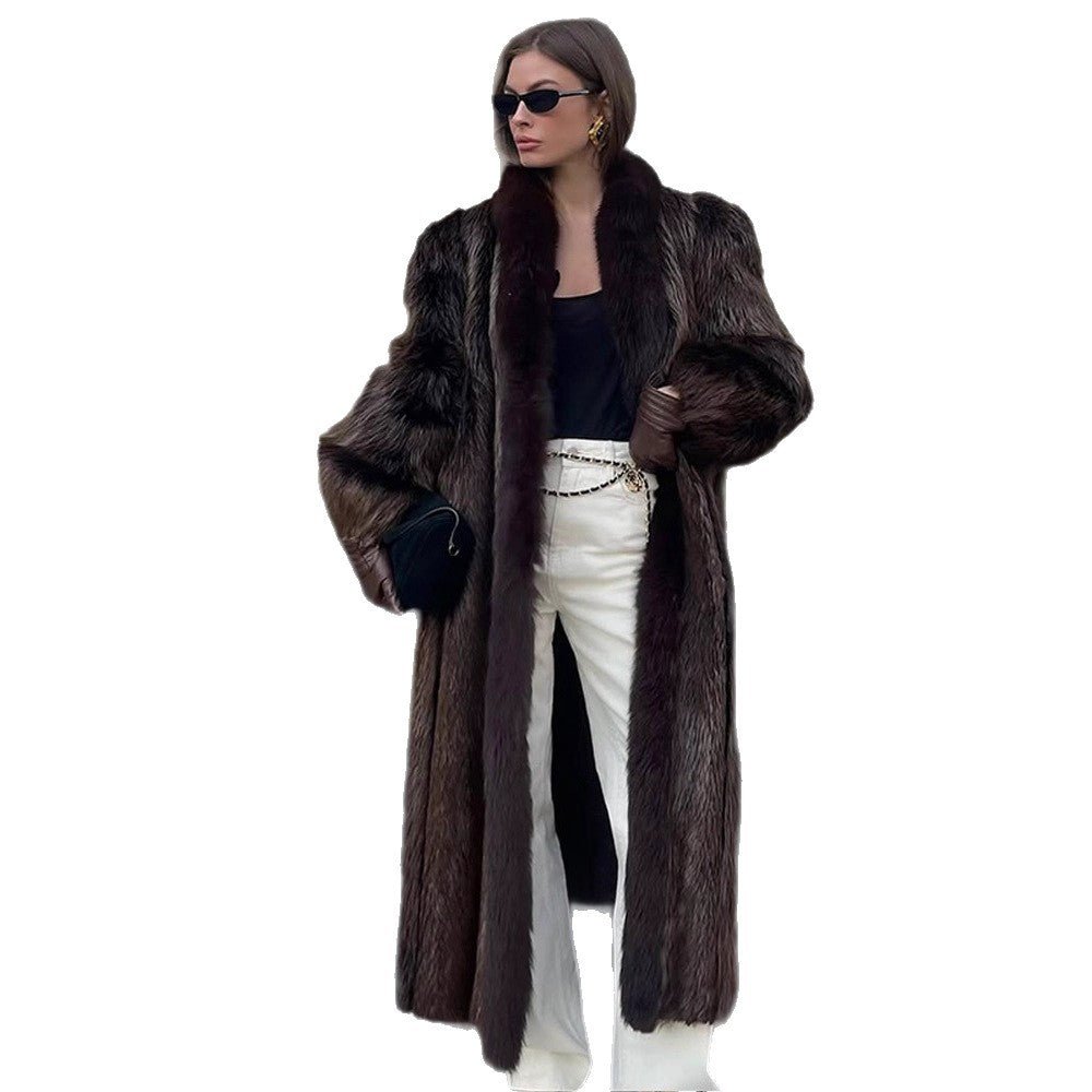 Women Luxurious Long Fur Coat with Wide Collar and Voluminous Sleeves Chichicherry - Chichicherry