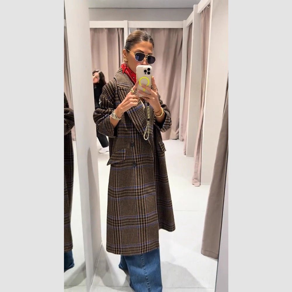 Women Maxilength Oversized Double-Breasted Coat with Emphasized Shoulder and Flap Pockets Chichicherry - Chichicherry