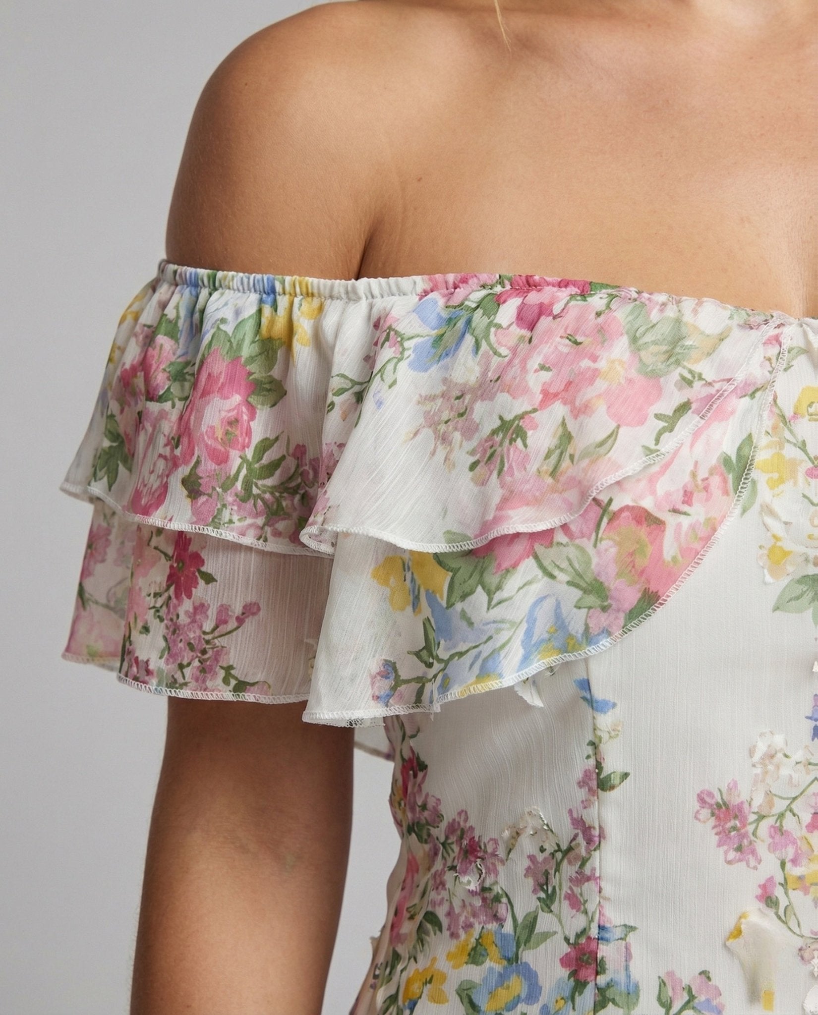 Women Off-Shoulder Evening Dress with Flowers - Chichicherry