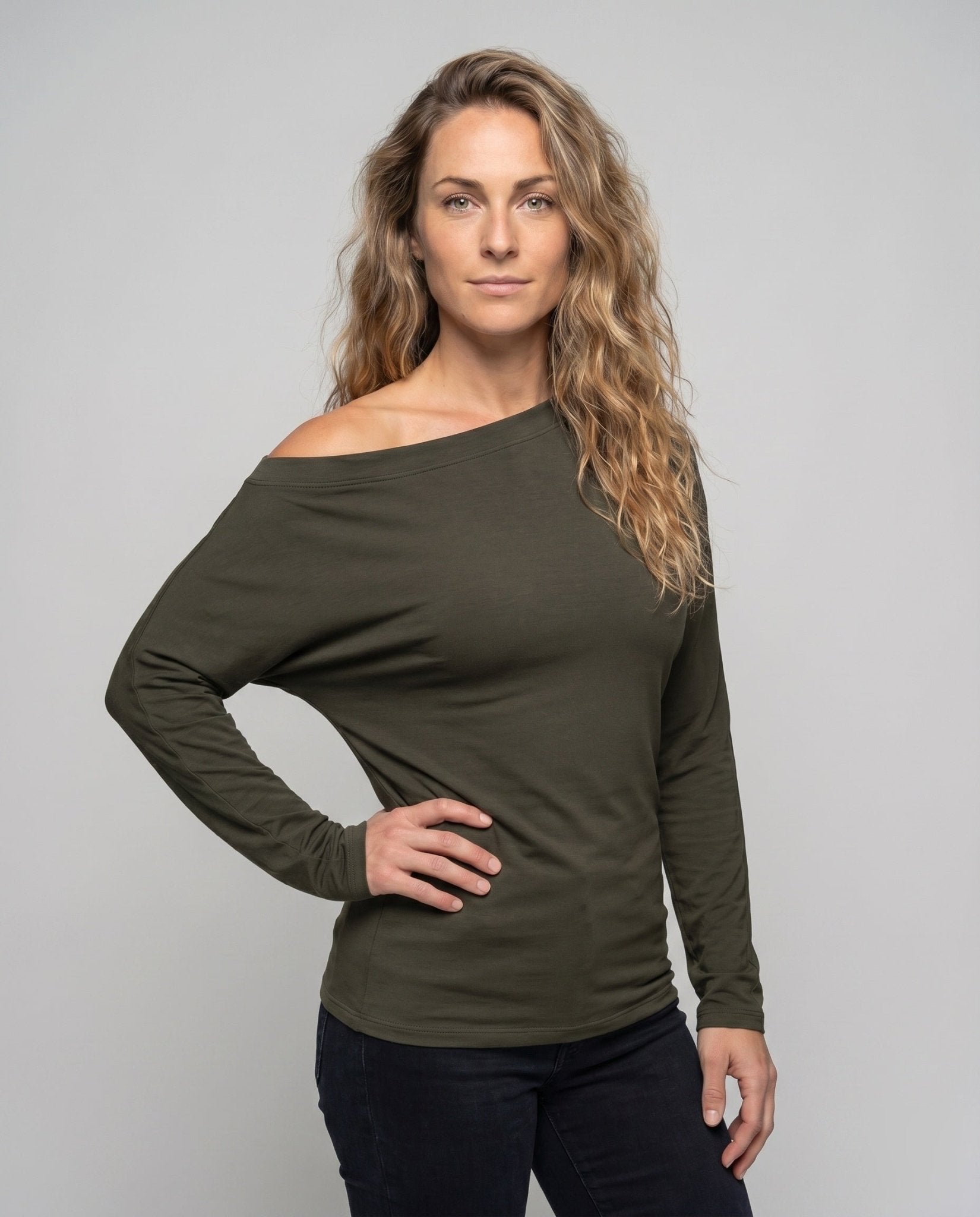 Women Off-shoulder Longsleeve Top - Chichicherry