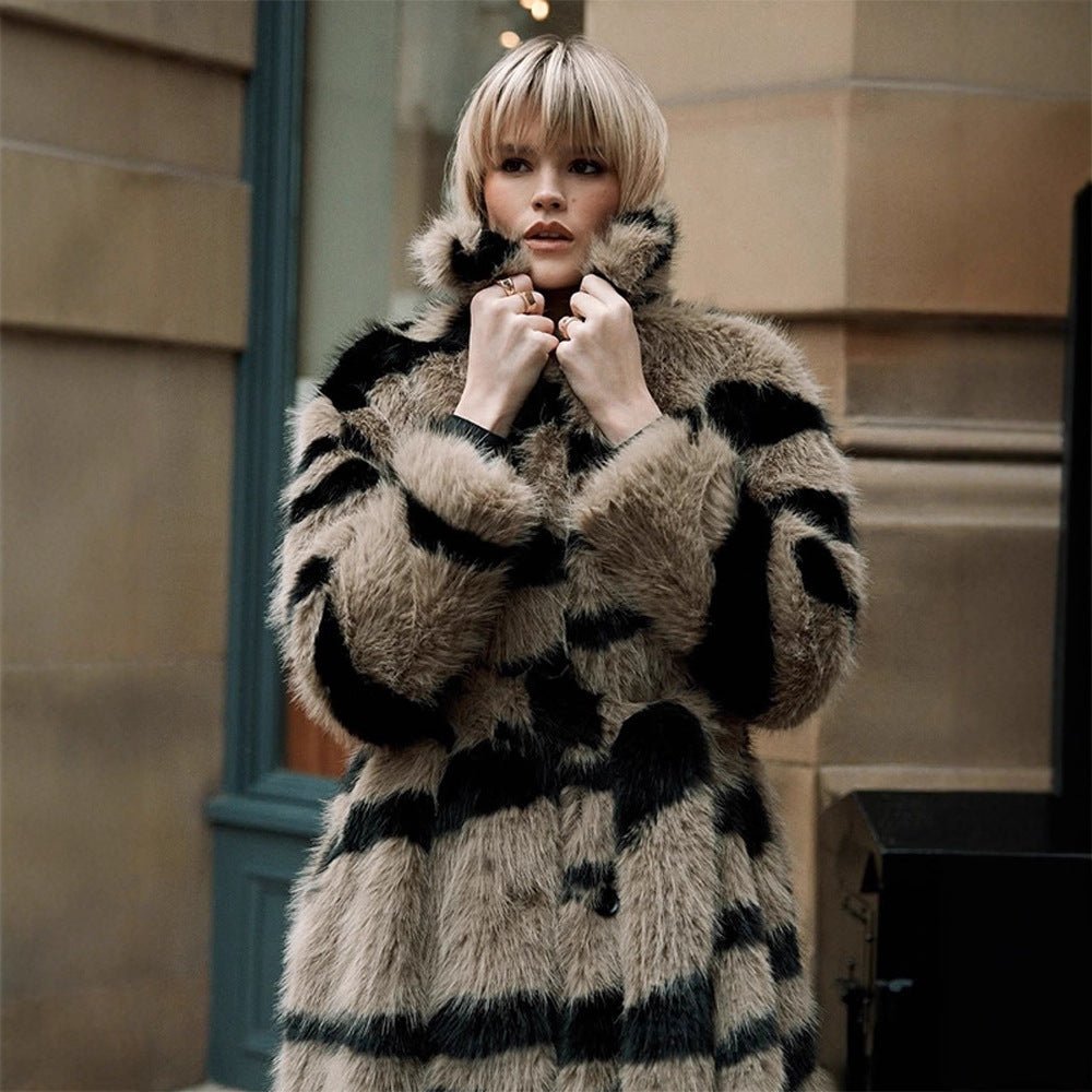 Women Oversize Faux Fur Coat with Striped Maxi Cut Chichicherry - Chichicherry