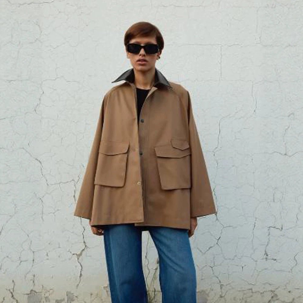 Women Oversize utilitarian Jacket with large flap pockets and contrast collar Chichicherry - Chichicherry