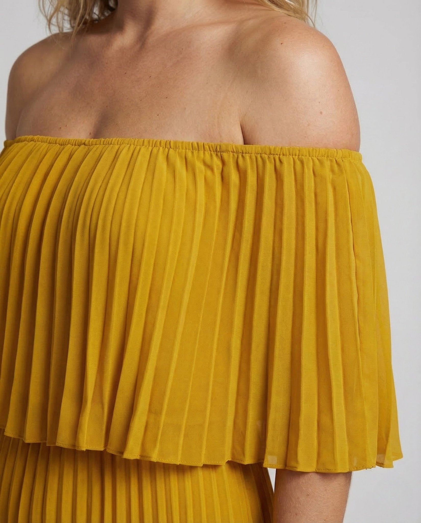 Women Pleated Maxi Dress Off - Shoulder Ruffle - Chichicherry