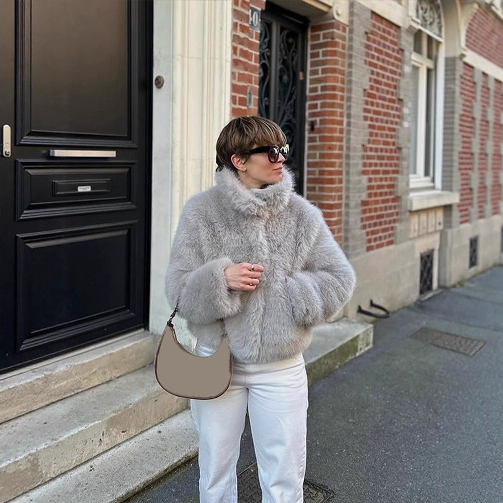 Women Short Boxy Jacket made of high-pile faux fur with high shawl collar Chichicherry - Chichicherry