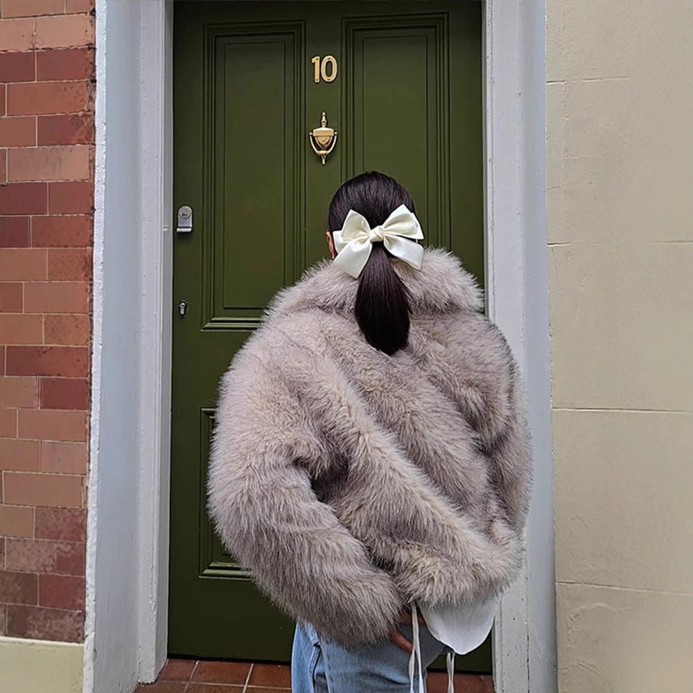 Women Short Boxy Jacket made of high-pile faux fur with high shawl collar Chichicherry - Chichicherry
