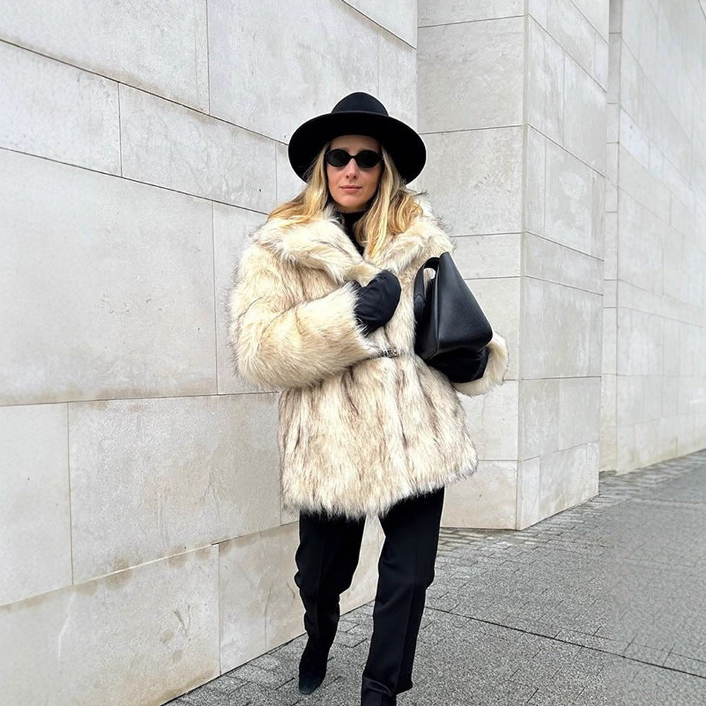 Women short coat made of faux fur with waist belt and voluminous shawl collar Chichicherry - Chichicherry