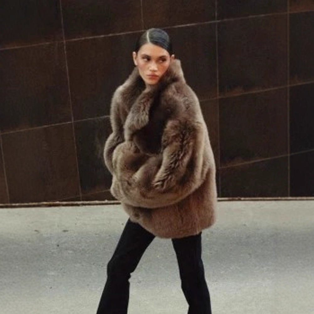 Women short coat made of luxurious faux fur with voluminous shawl collar and boxy silhouette Chichicherry - Chichicherry