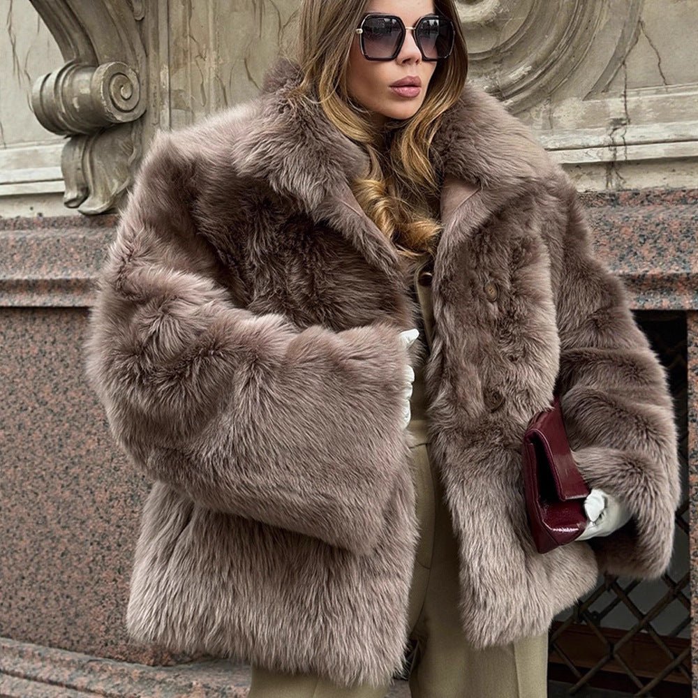 Women short coat made of luxurious faux fur with voluminous shawl collar and boxy silhouette Chichicherry - Chichicherry