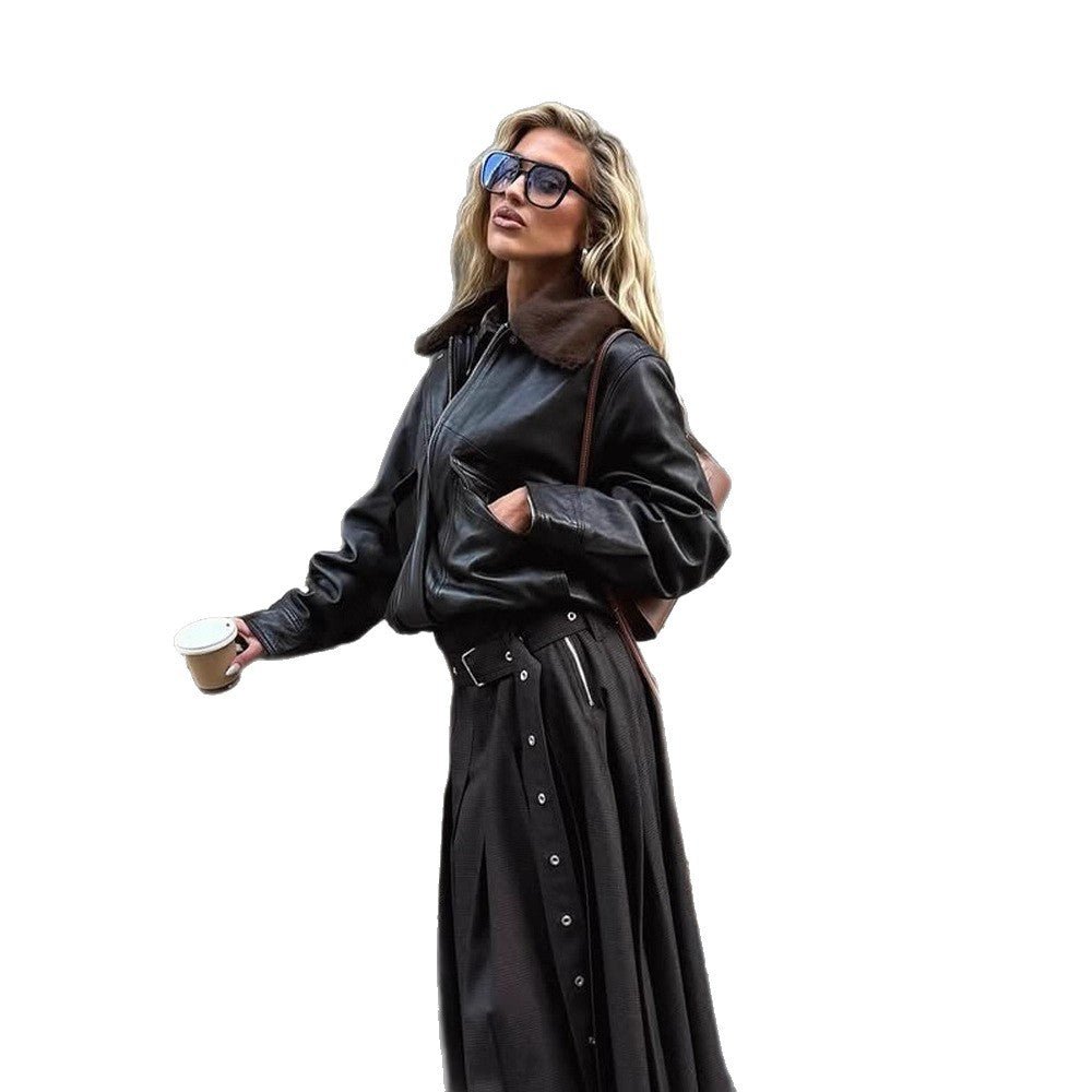 Women short-cut leather look pilot jacket with teddy collar and fitted ribbed hem Chichicherry - Chichicherry